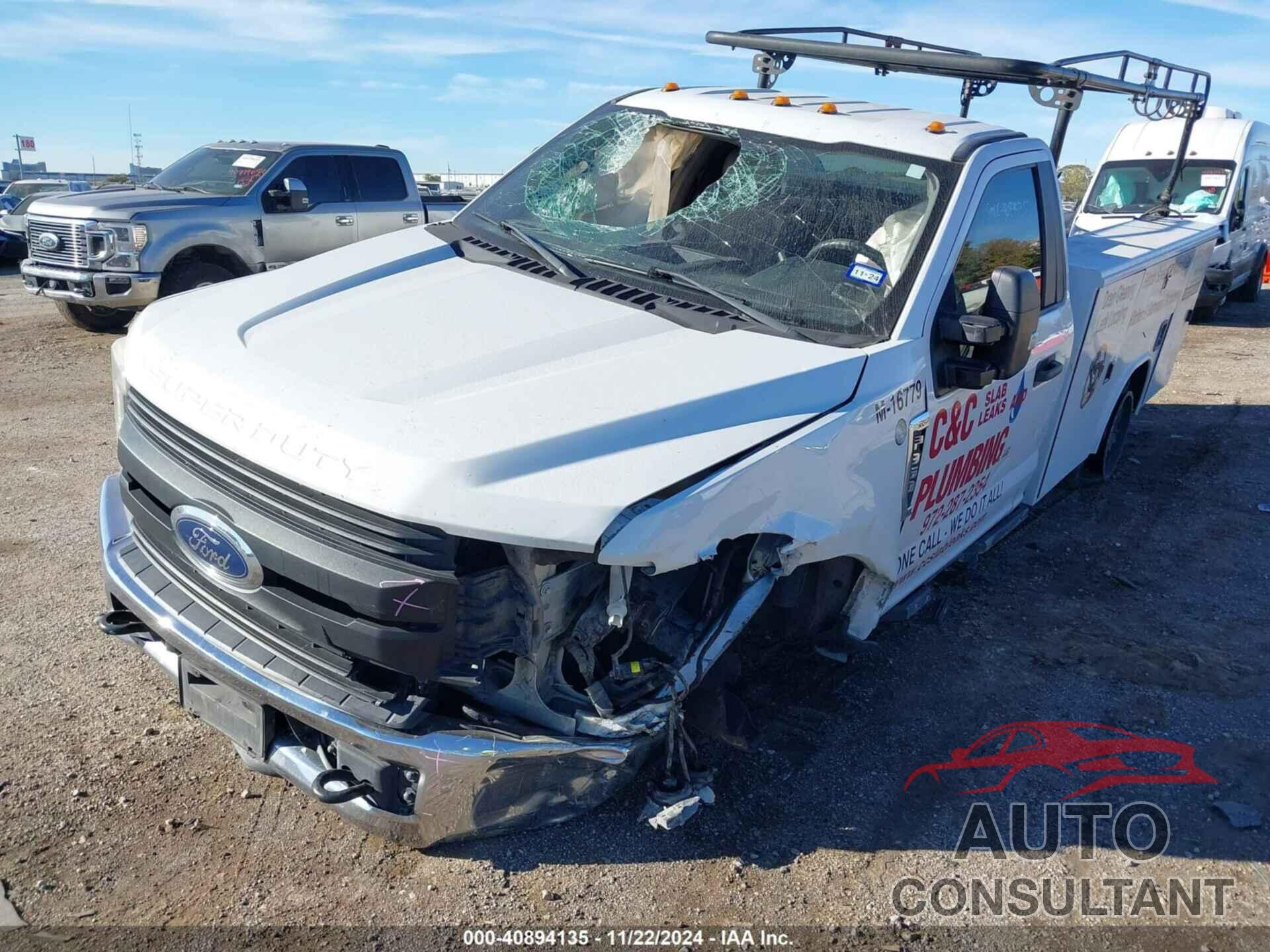 FORD F-350 CHASSIS 2019 - 1FDRF3E67KEC35646