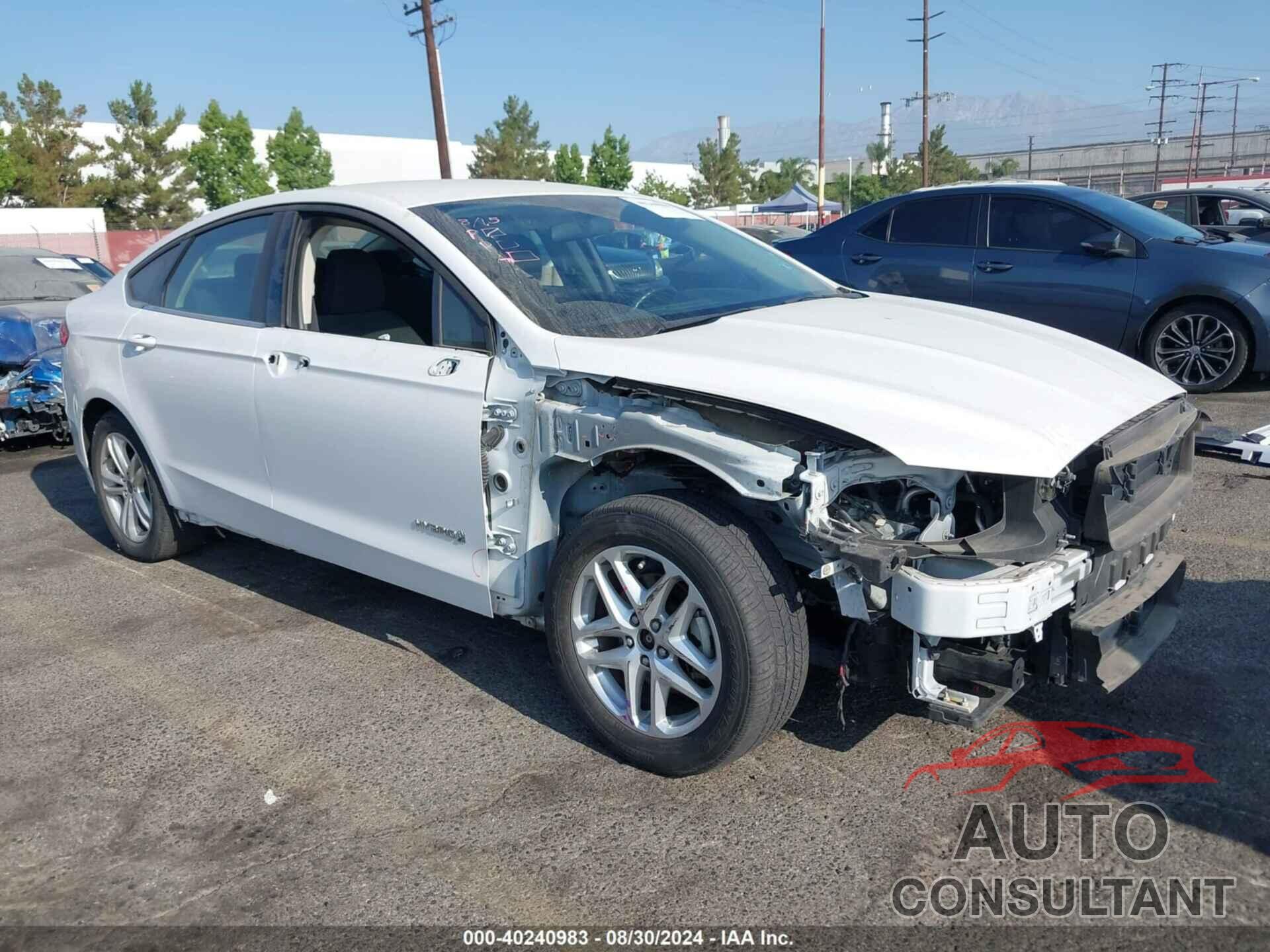 FORD FUSION HYBRID 2018 - 3FA6P0LU4JR154402