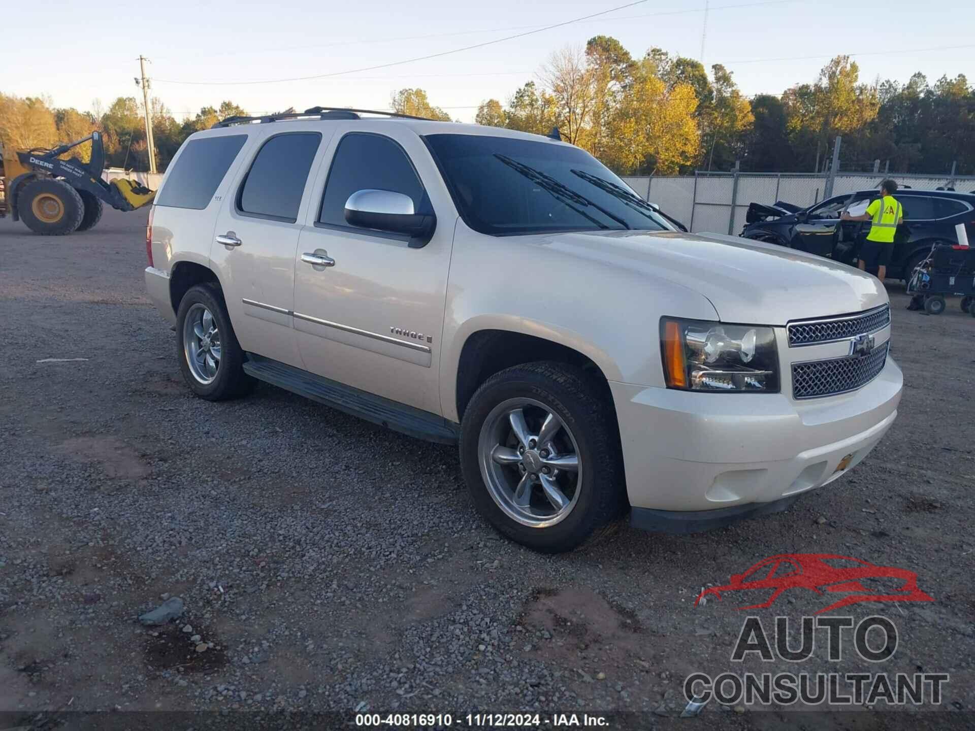 CHEVROLET TAHOE 2009 - 1GNFC33J89R217495