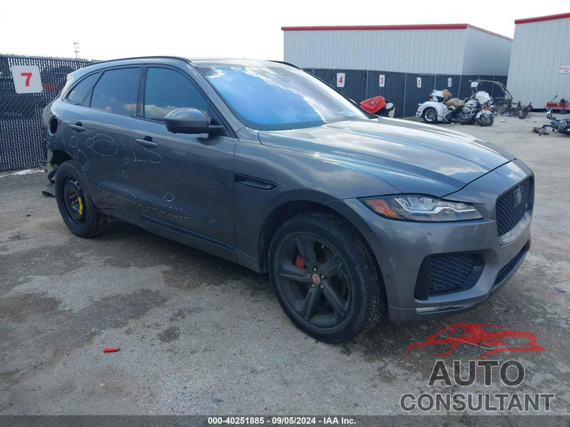 JAGUAR F-PACE 2017 - SADCM2BV4HA088308