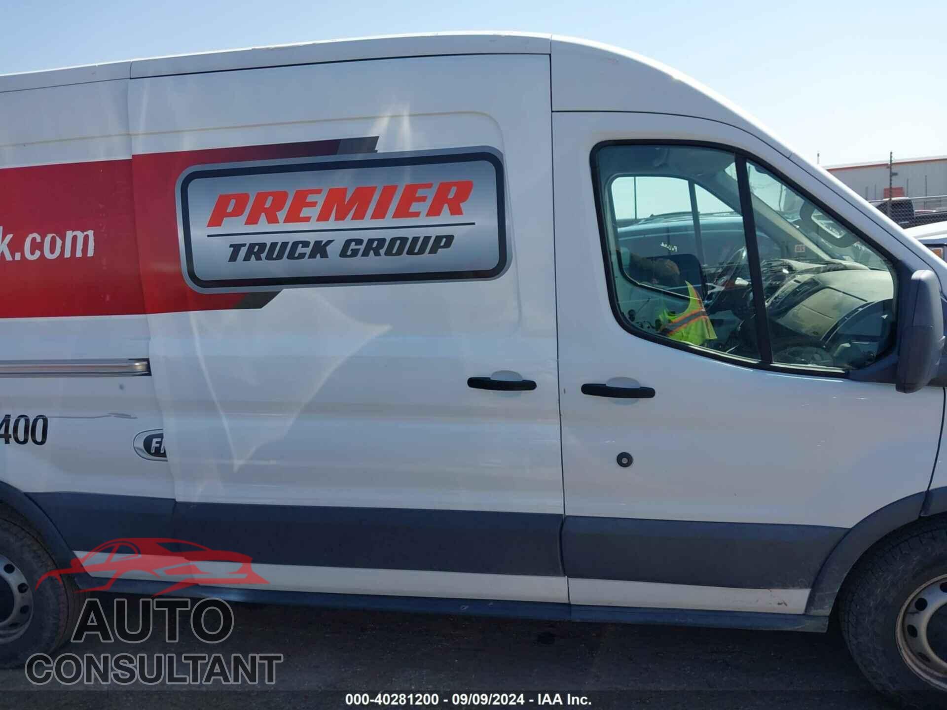 FORD TRANSIT-250 2017 - 1FTYR2CG3HKB51167