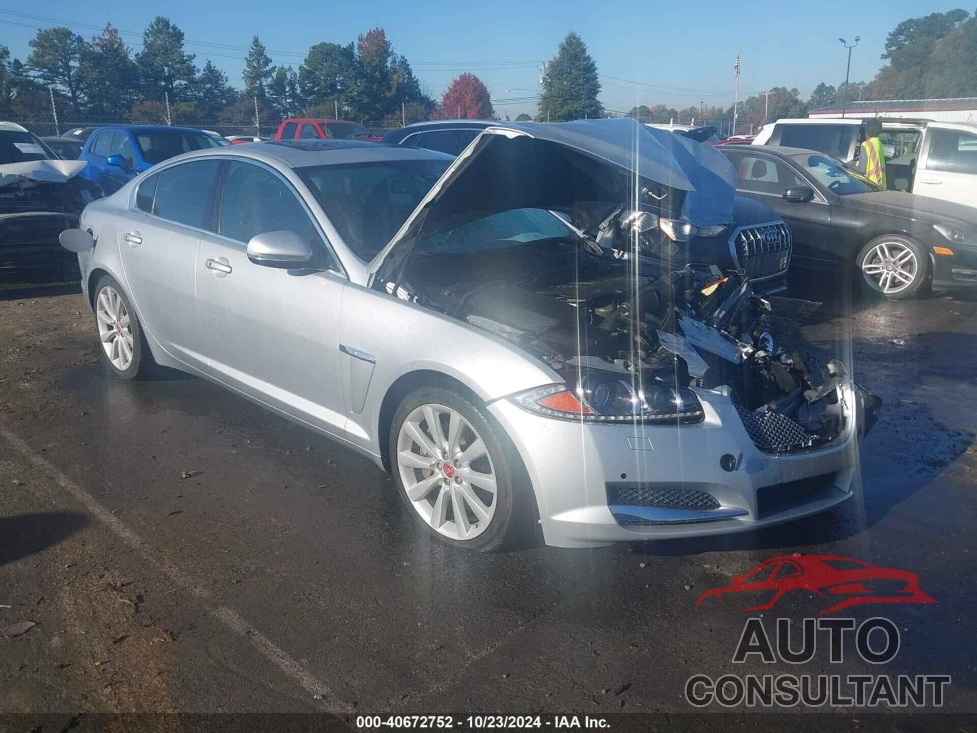 JAGUAR XF 2014 - SAJWJ0EF7E8U11331