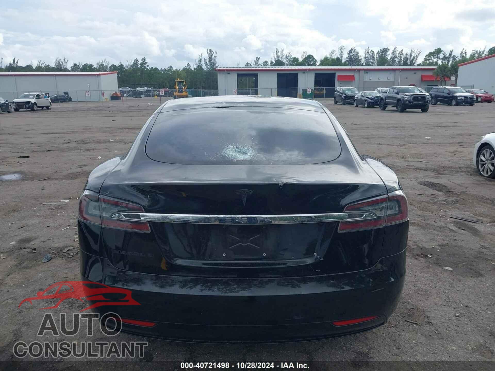 TESLA MODEL S 2017 - 5YJSA1E17HF231388