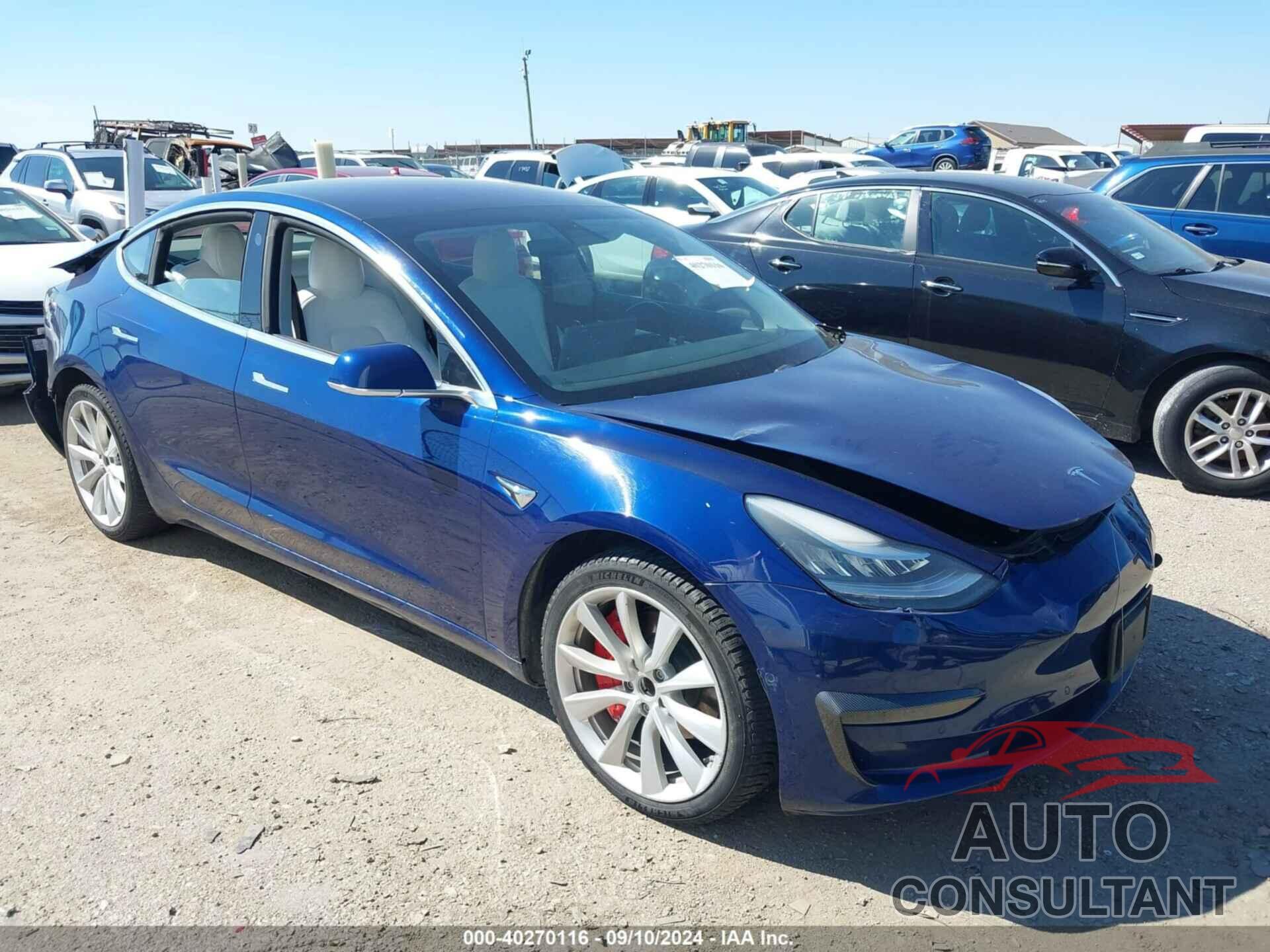 TESLA MODEL 3 2018 - 5YJ3E1EAXJF178233