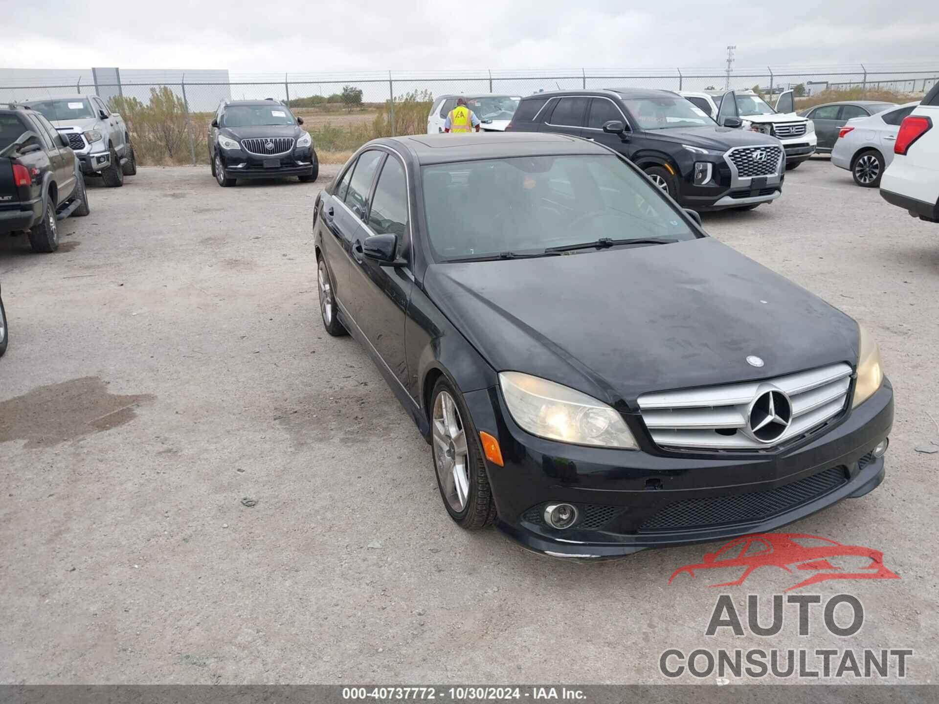 MERCEDES-BENZ C 300 2010 - WDDGF8BB5AR124276