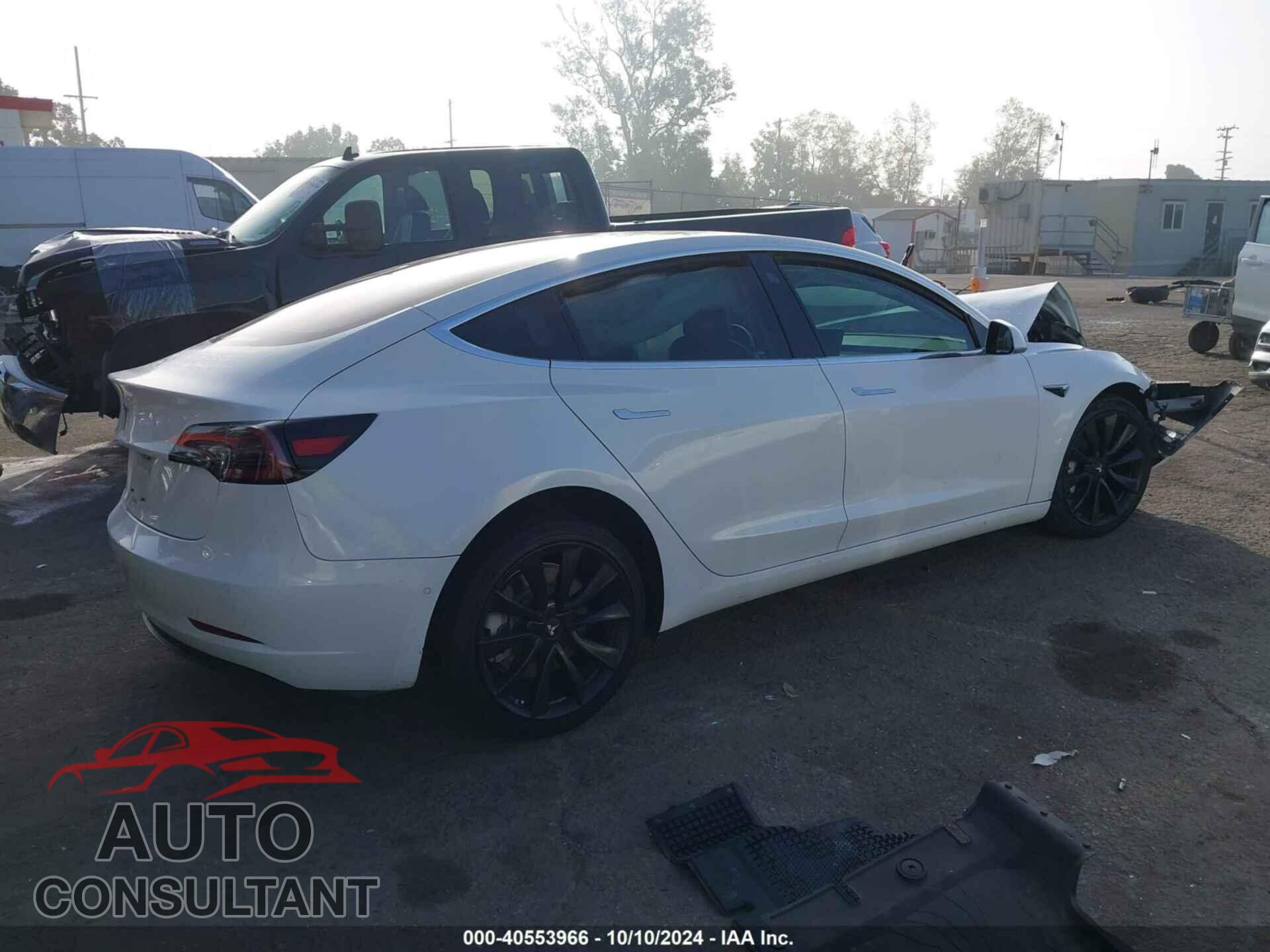 TESLA MODEL 3 2018 - 5YJ3E1EA1JF038751