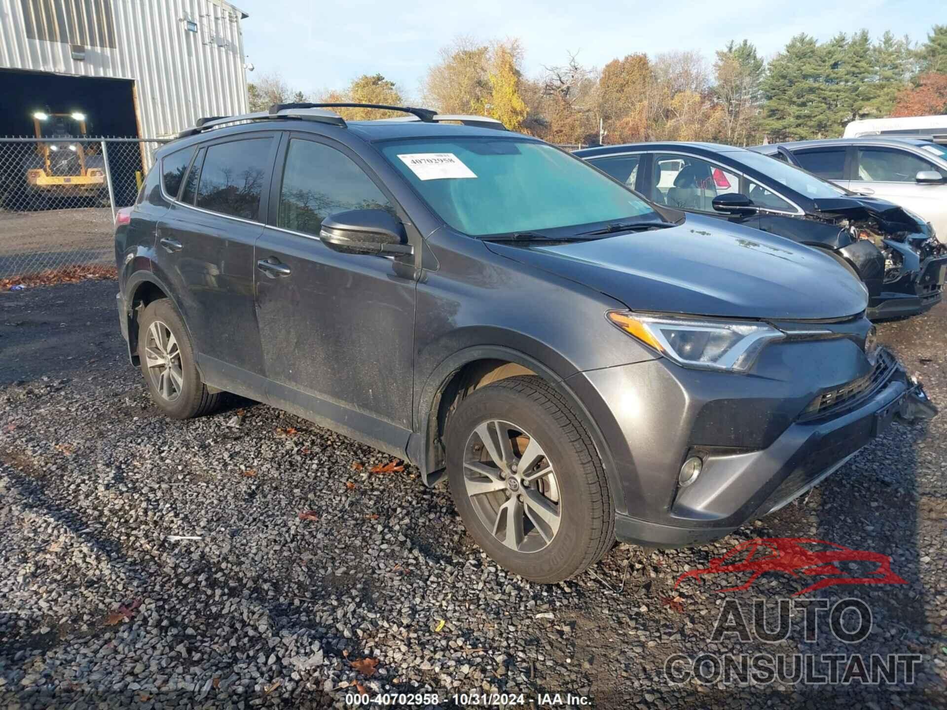 TOYOTA RAV4 2016 - JTMRFREV9GJ104196