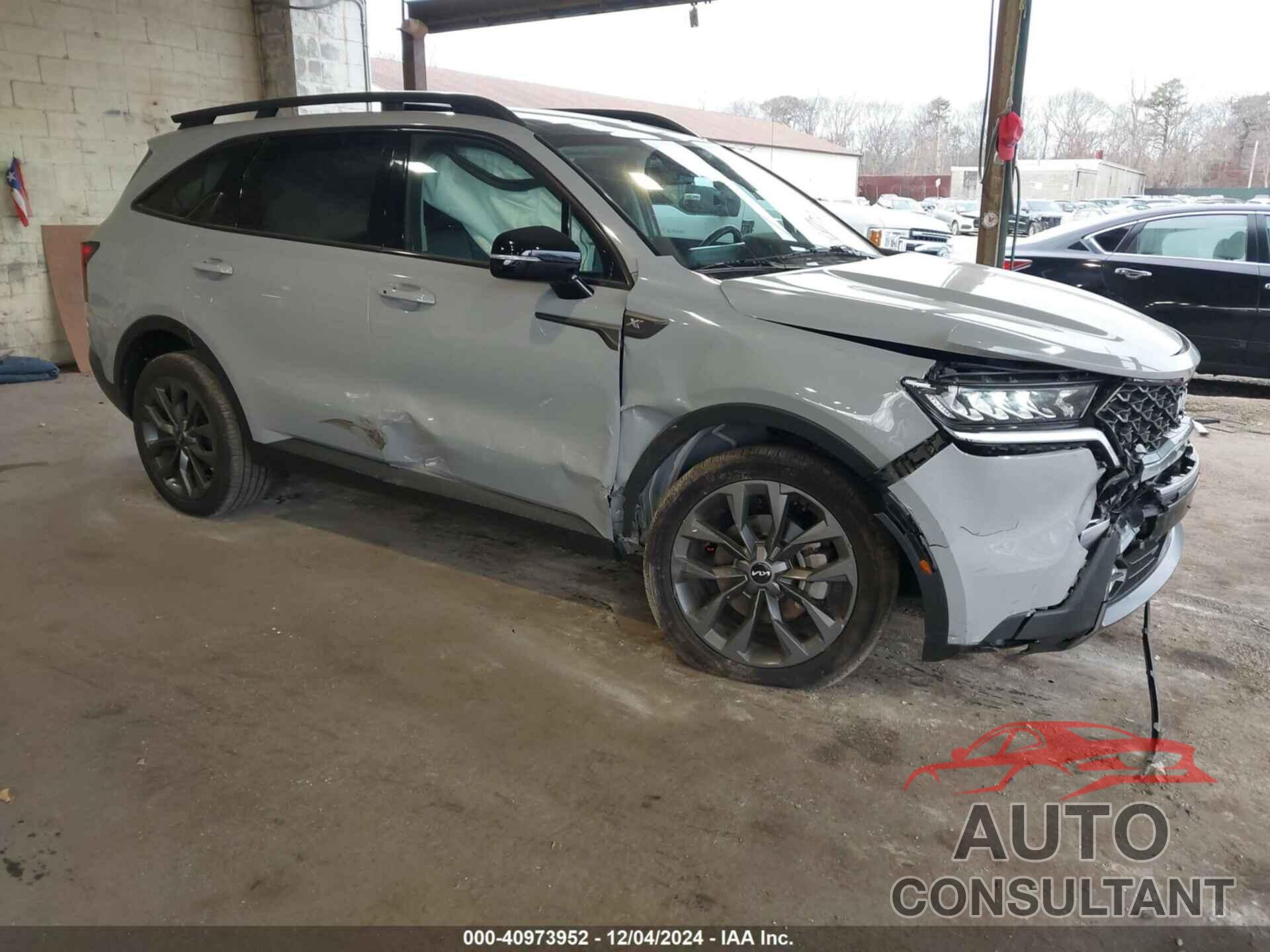 KIA SORENTO 2023 - 5XYRHDLFXPG206101