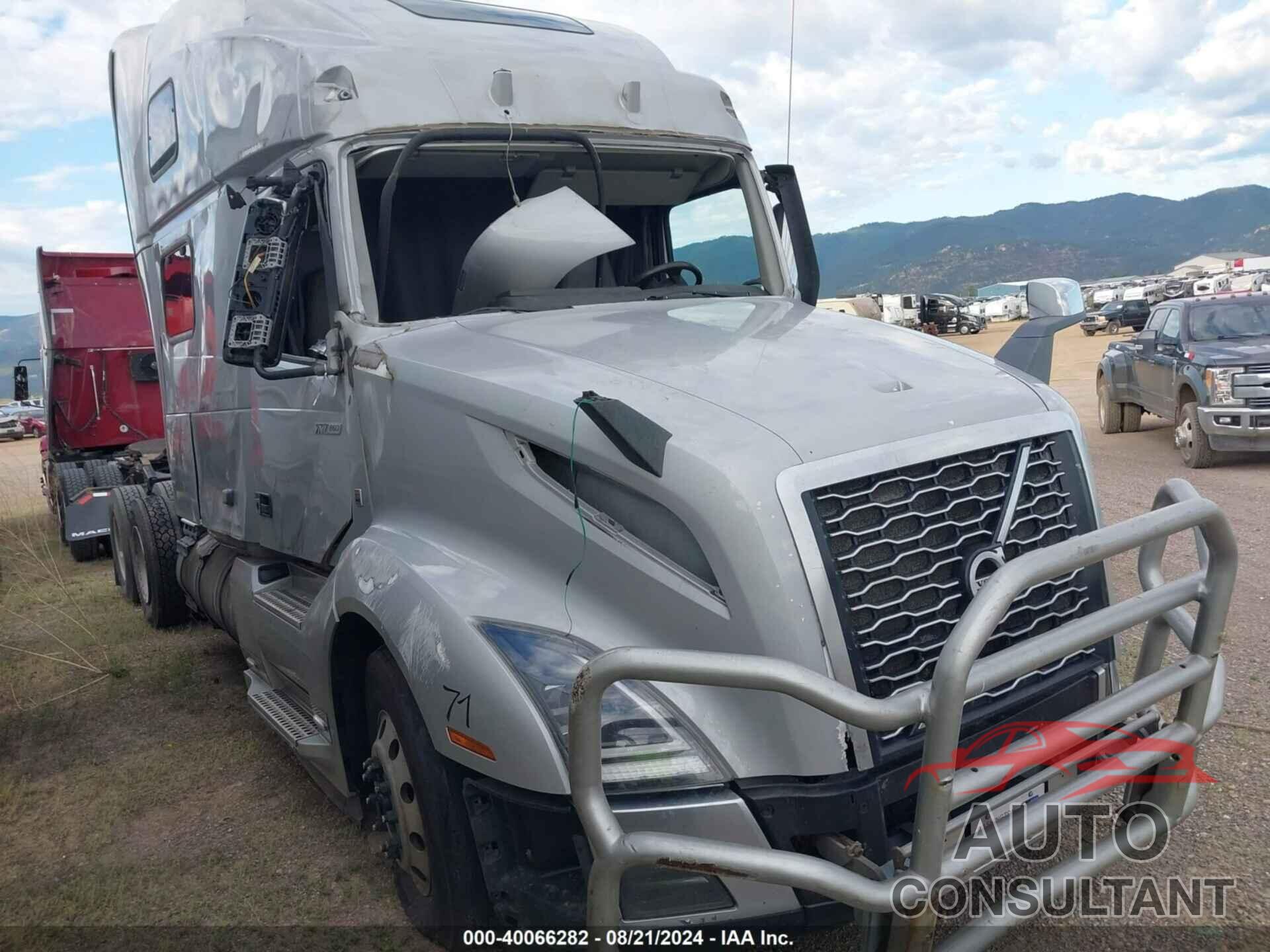 VOLVO VNL 2022 - 4V4NC9EJ9NN296556