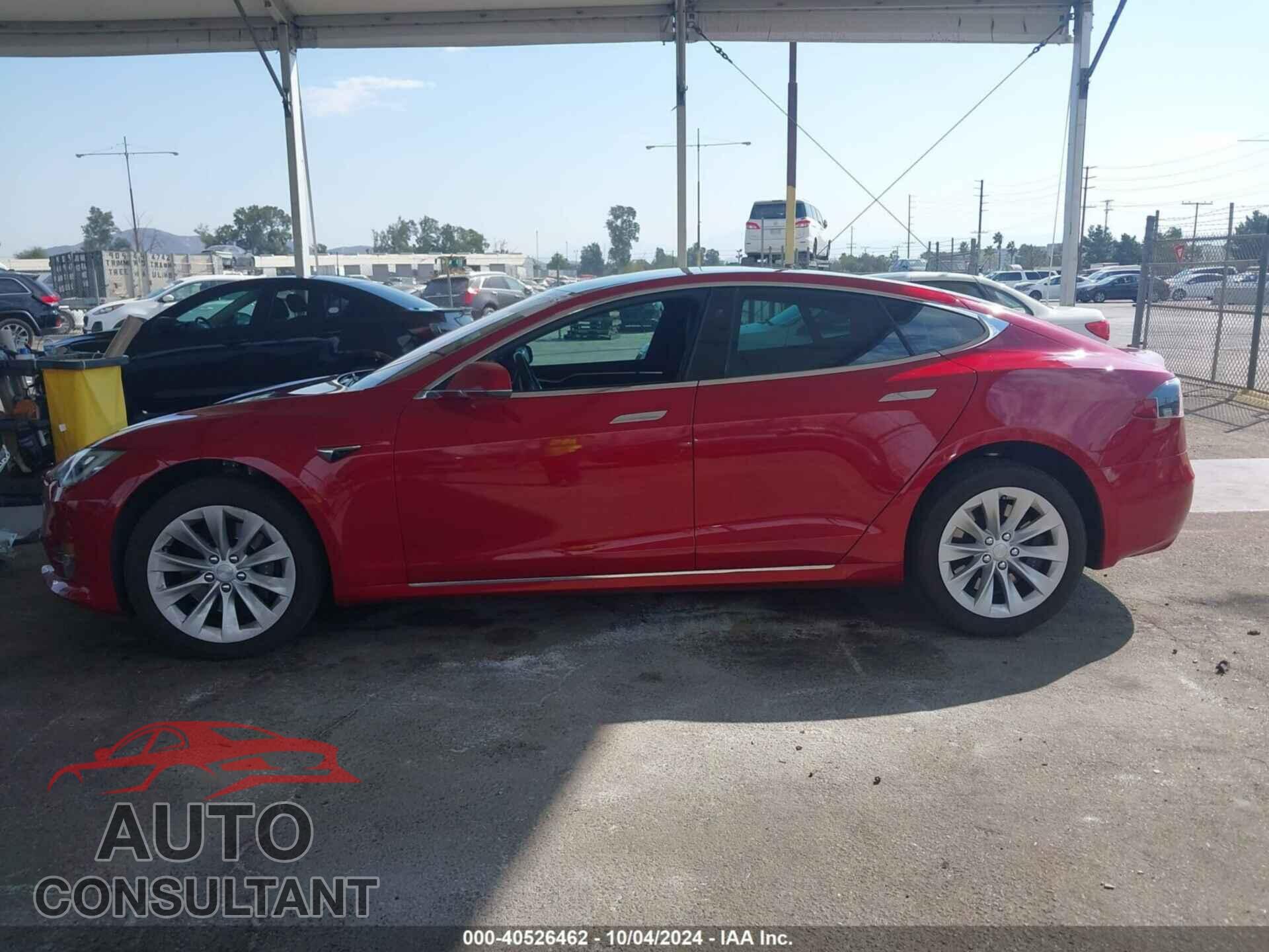 TESLA MODEL S 2017 - 5YJSA1E29HF215217
