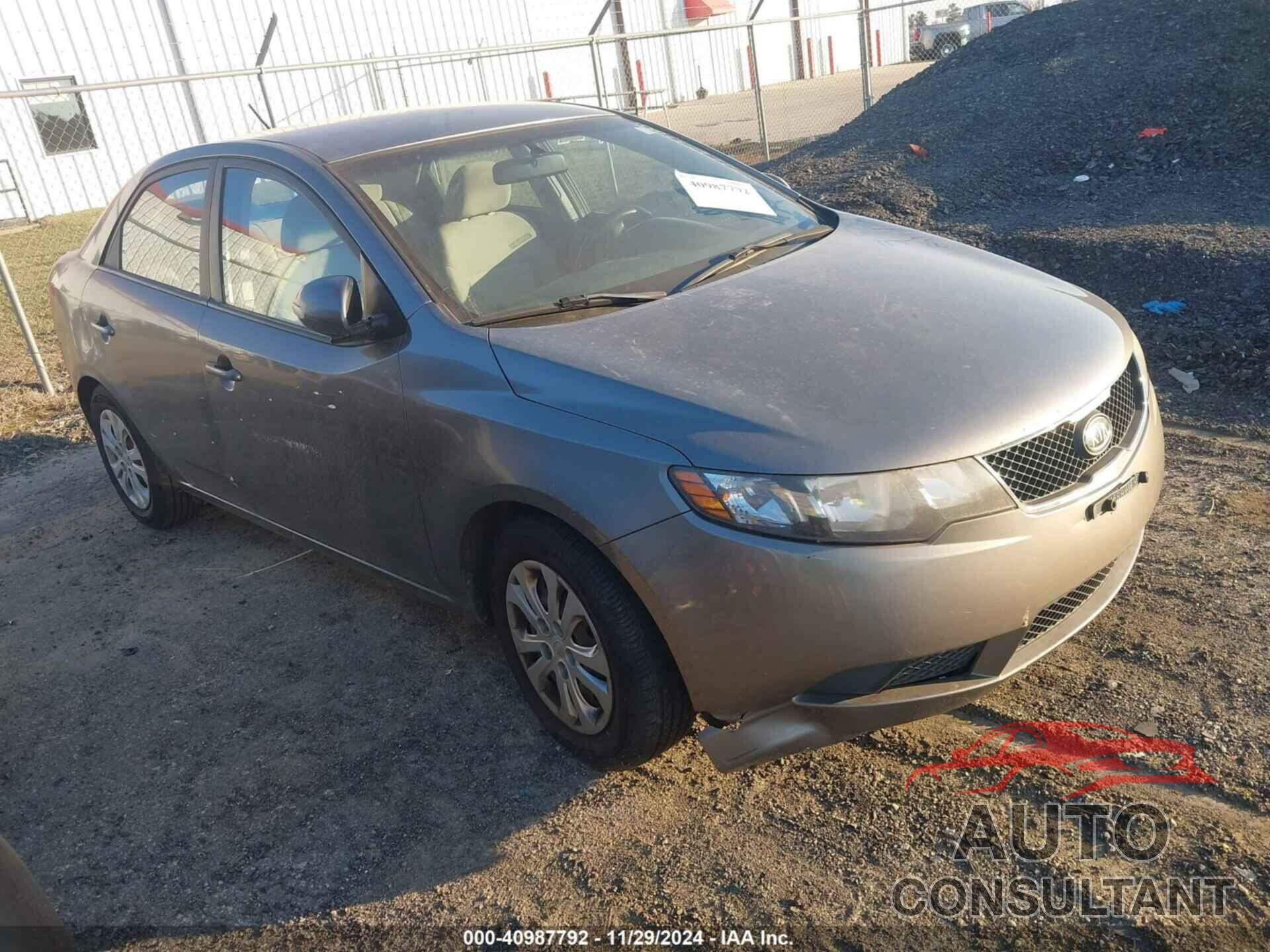 KIA FORTE 2010 - KNAFU4A23A5126263