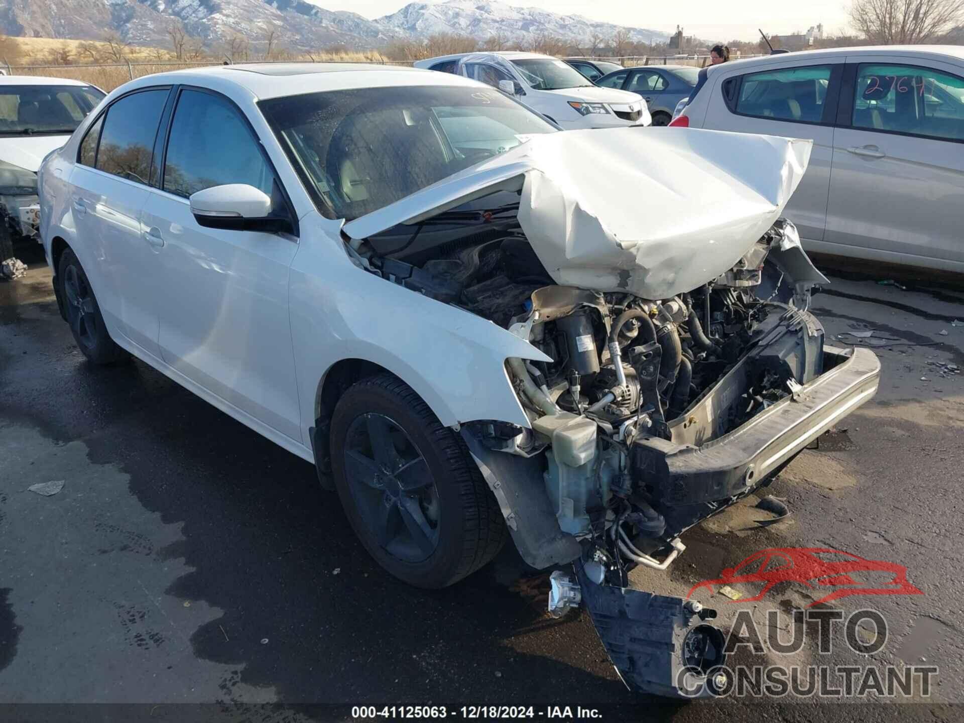 VOLKSWAGEN JETTA 2014 - 3VWLL7AJ4EM407258