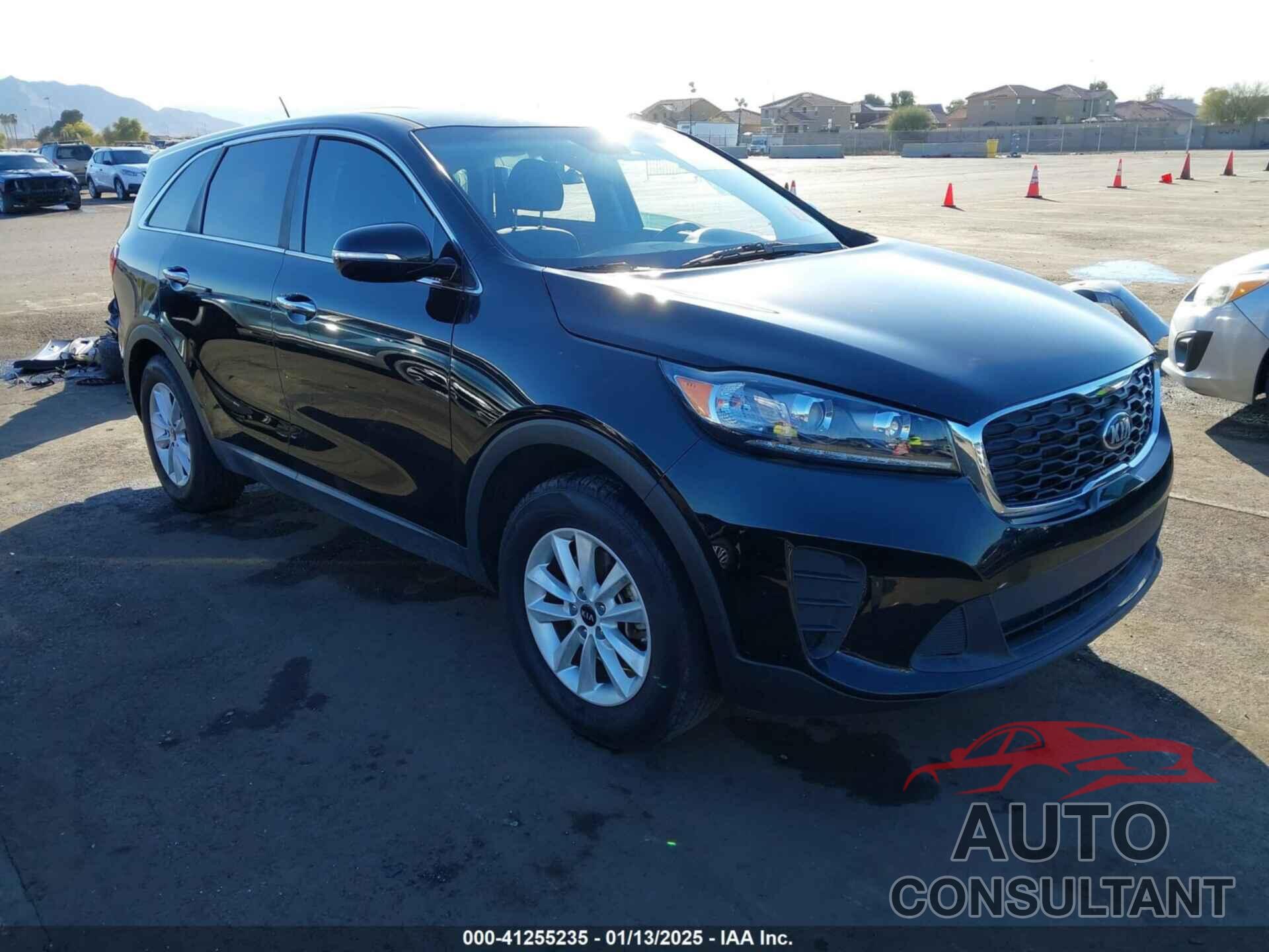 KIA SORENTO 2019 - 5XYPG4A3XKG476540