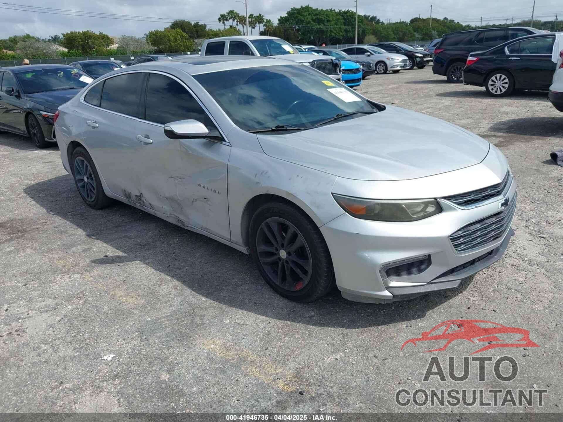 CHEVROLET MALIBU 2018 - 1G1ZD5ST1JF138069