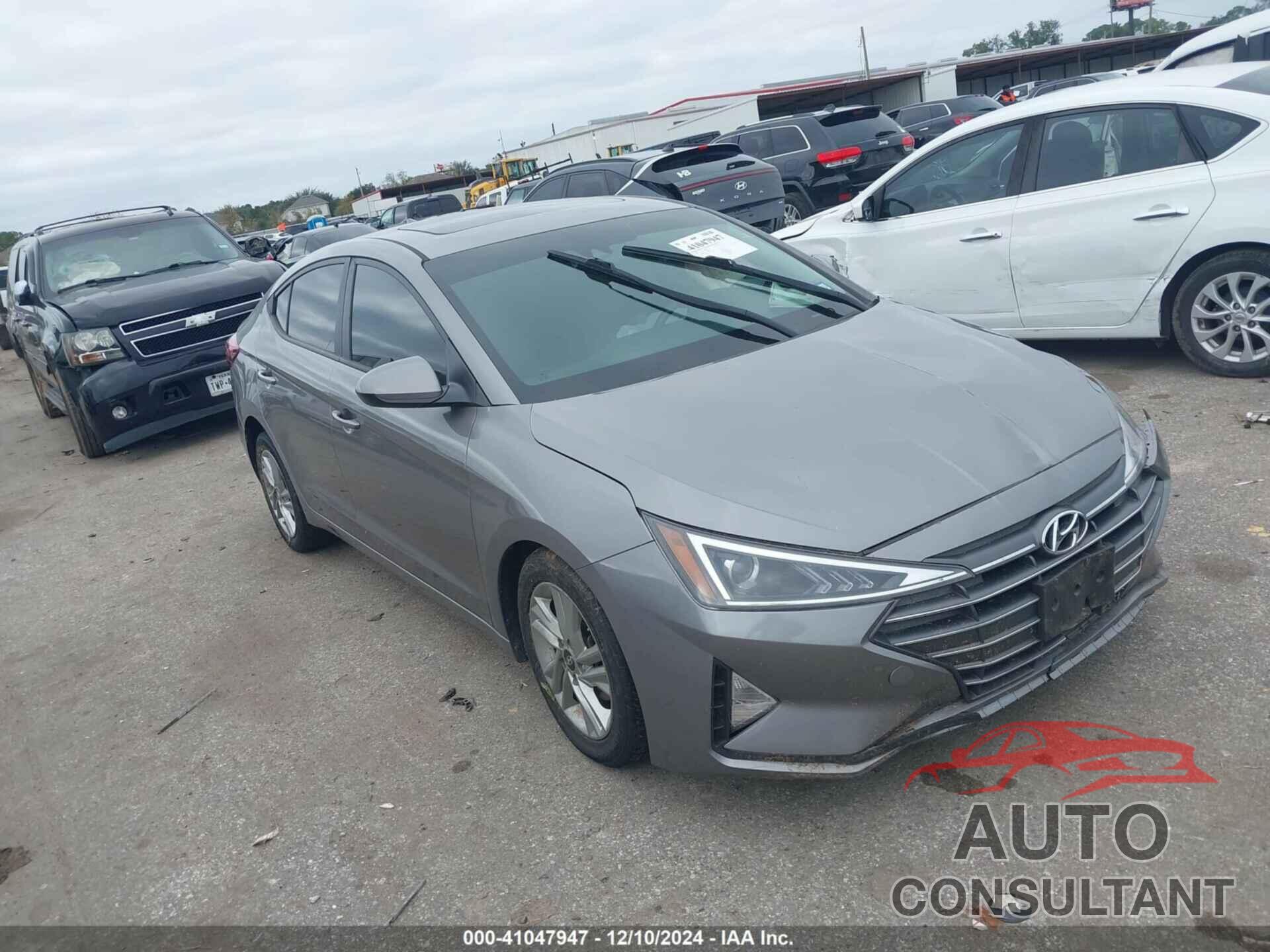 HYUNDAI ELANTRA 2020 - KMHD84LF4LU999569