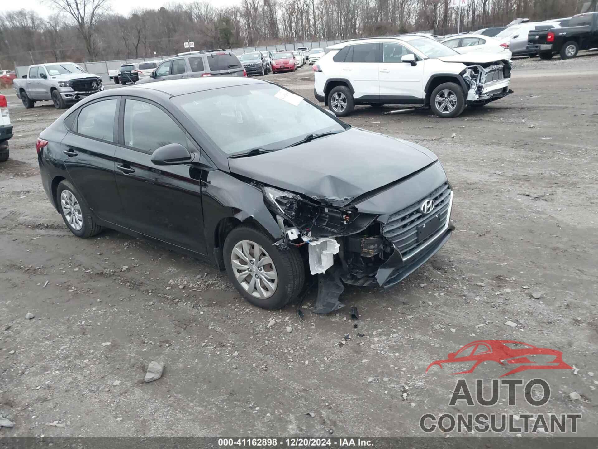 HYUNDAI ACCENT 2018 - 3KPC24A30JE036982