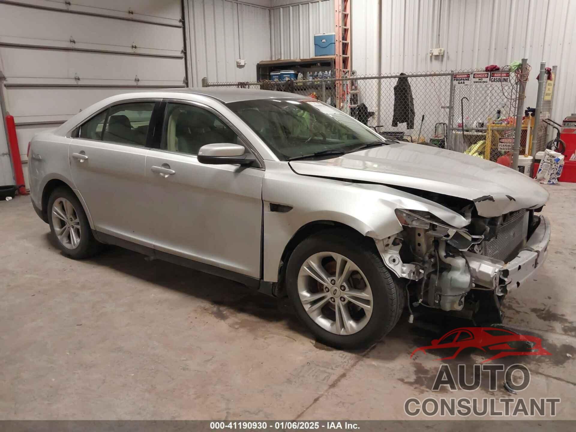 FORD TAURUS 2013 - 1FAHP2E82DG222843