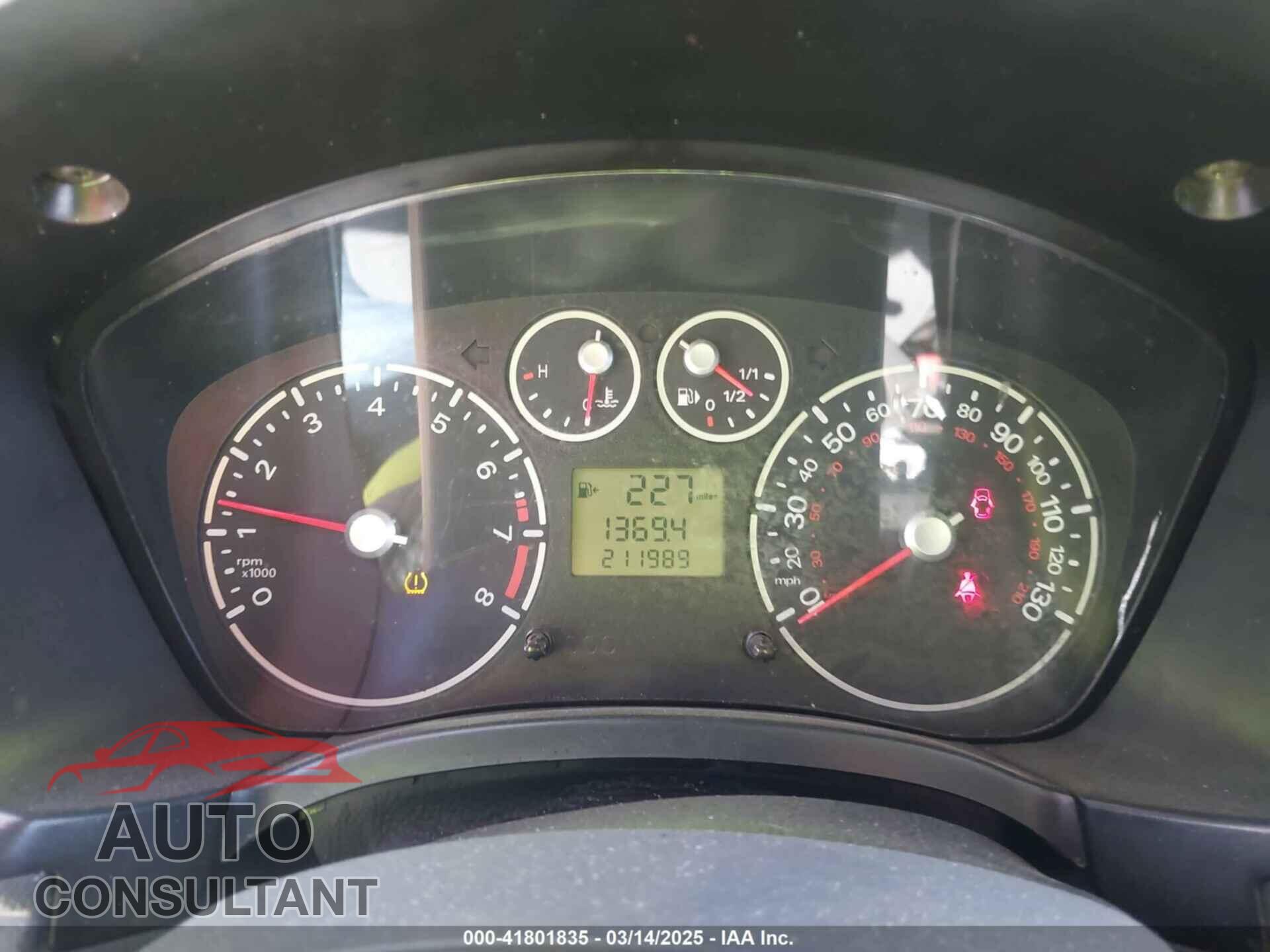 FORD TRANSIT CONNECT 2011 - NM0LS7DN3BT061766