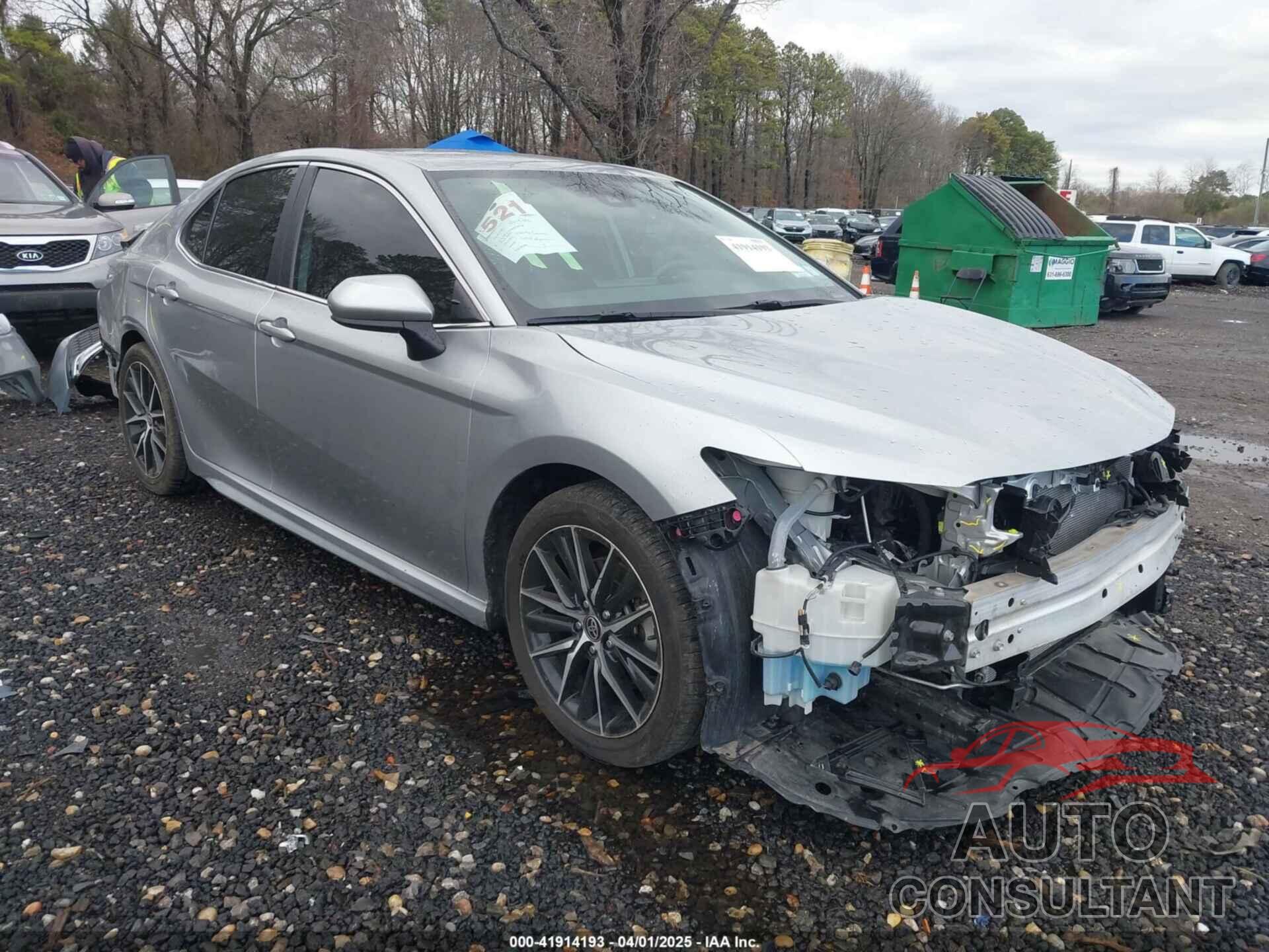 TOYOTA CAMRY 2021 - 4T1G11BK0MU021859
