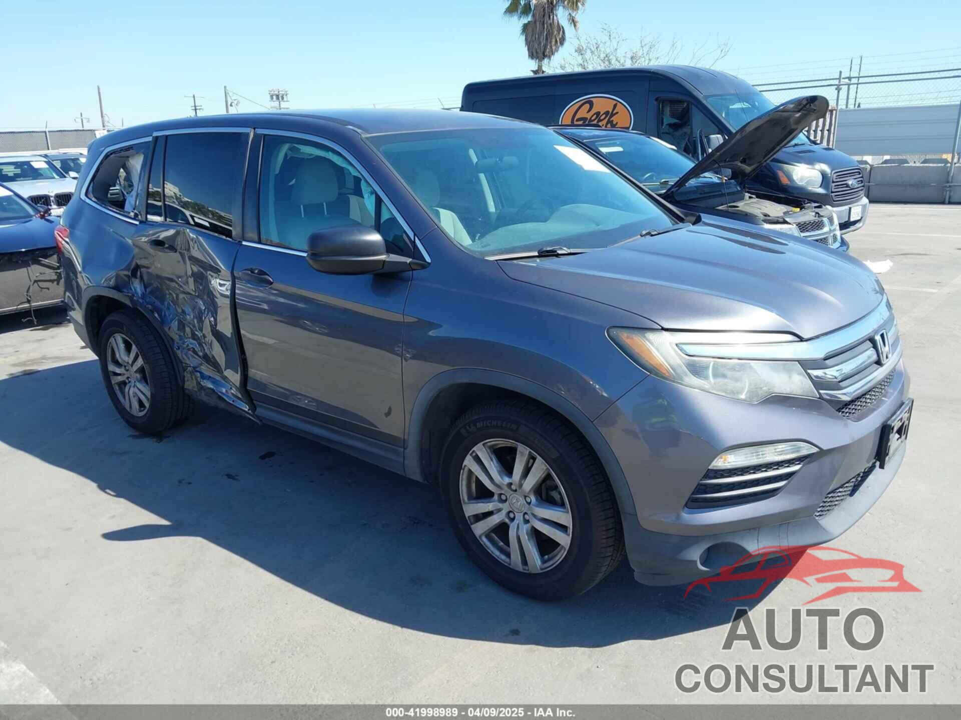 HONDA PILOT 2016 - 5FNYF5H1XGB032851