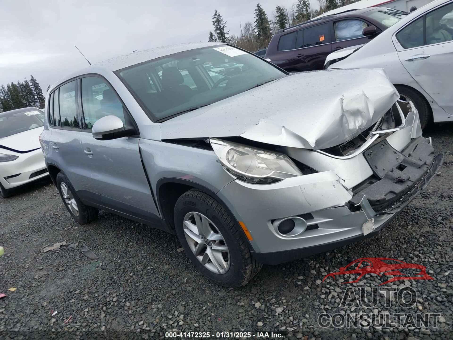 VOLKSWAGEN TIGUAN 2011 - WVGBV7AXXBW515758