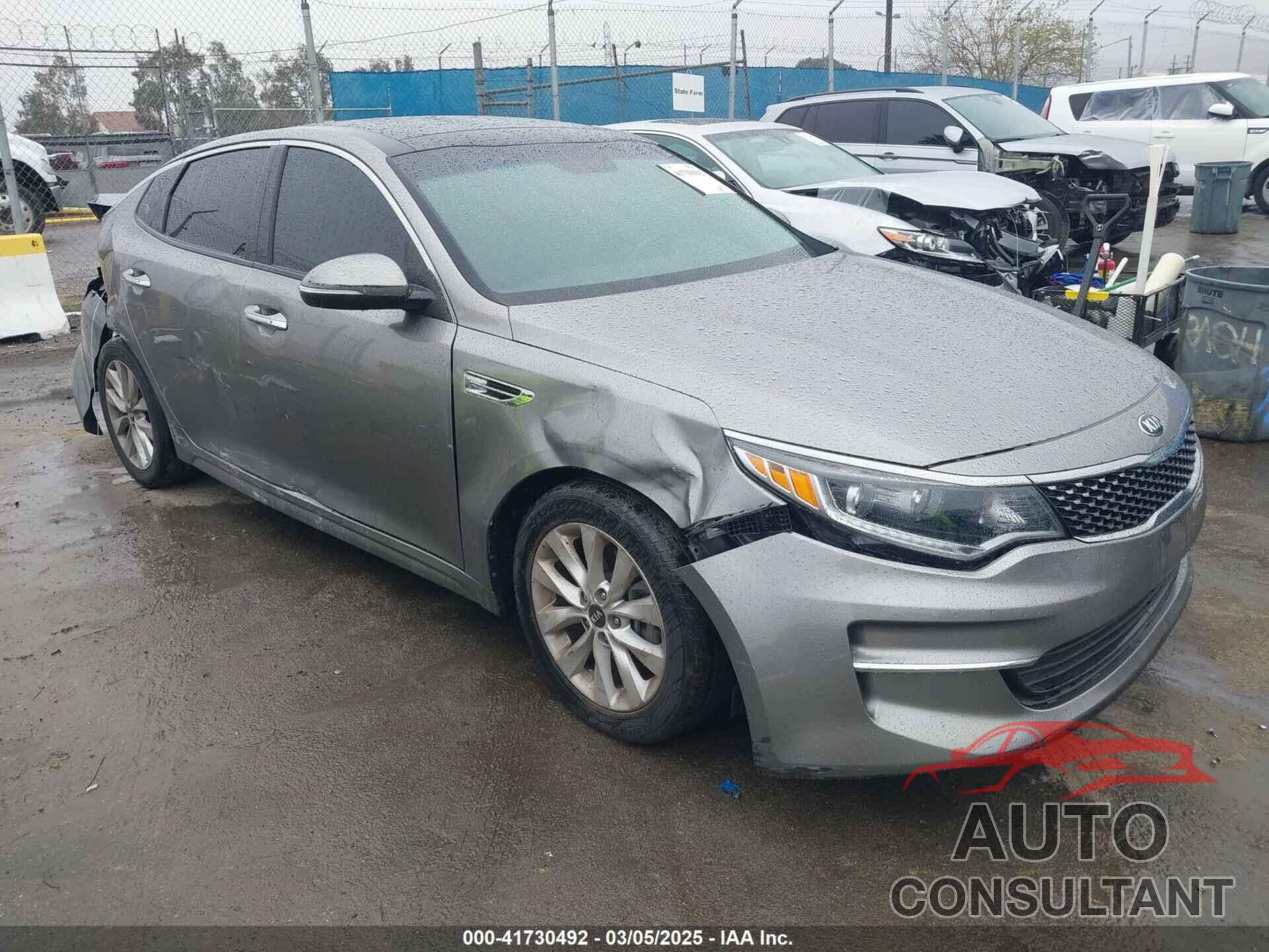 KIA OPTIMA 2018 - 5XXGU4L31JG231795