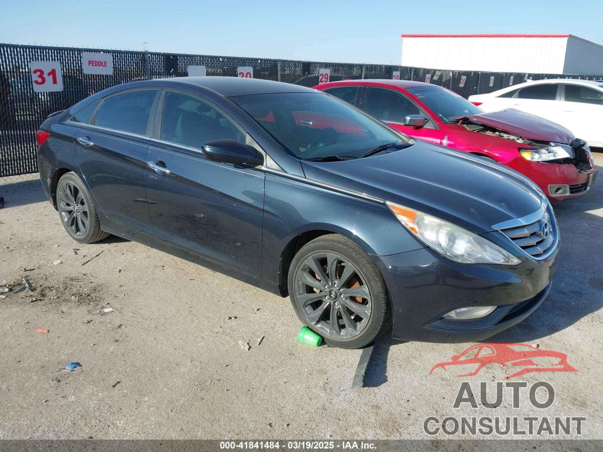 HYUNDAI SONATA 2011 - 5NPEC4AB8BH175610