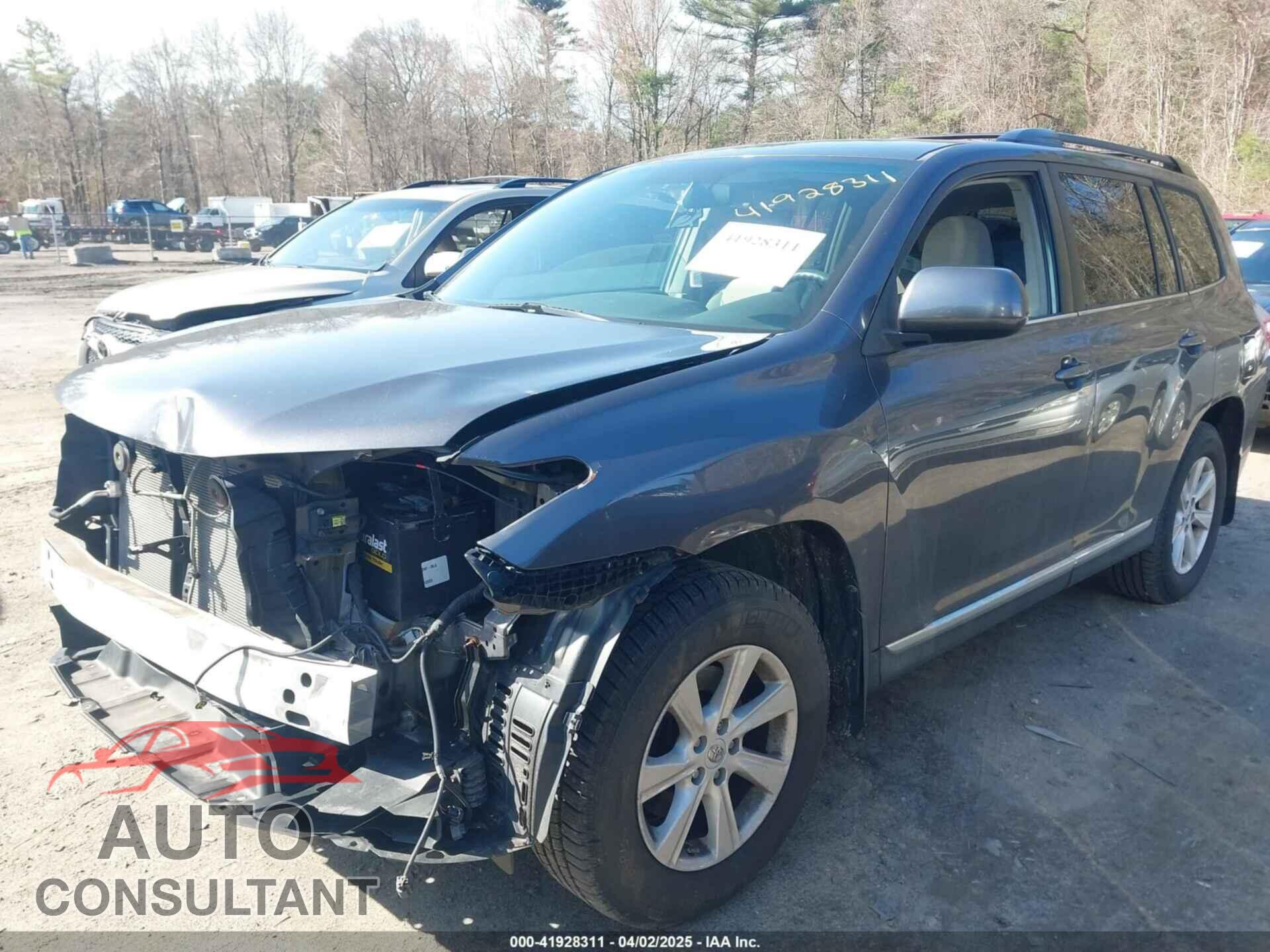 TOYOTA HIGHLANDER 2012 - 5TDBK3EH7CS166357