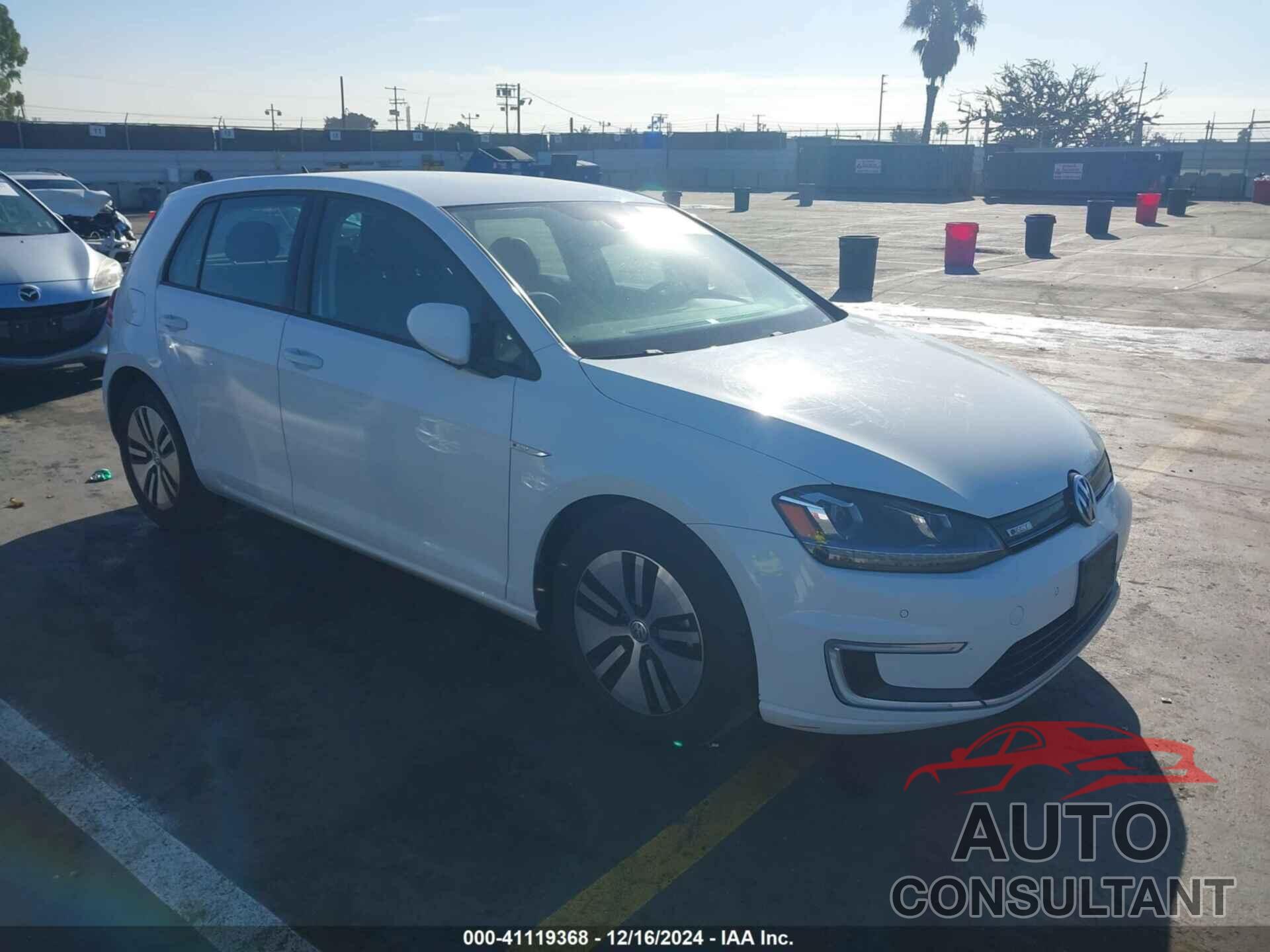 VOLKSWAGEN E-GOLF 2015 - WVWPP7AU2FW902742
