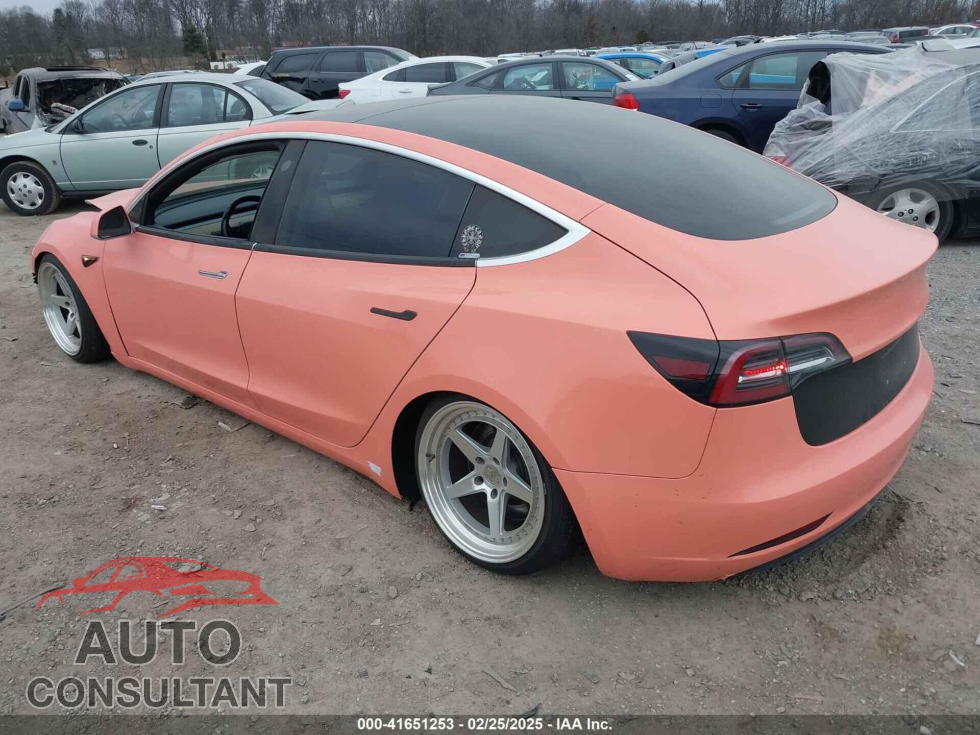 TESLA MODEL 3 2018 - 5YJ3E1EB5JF094846