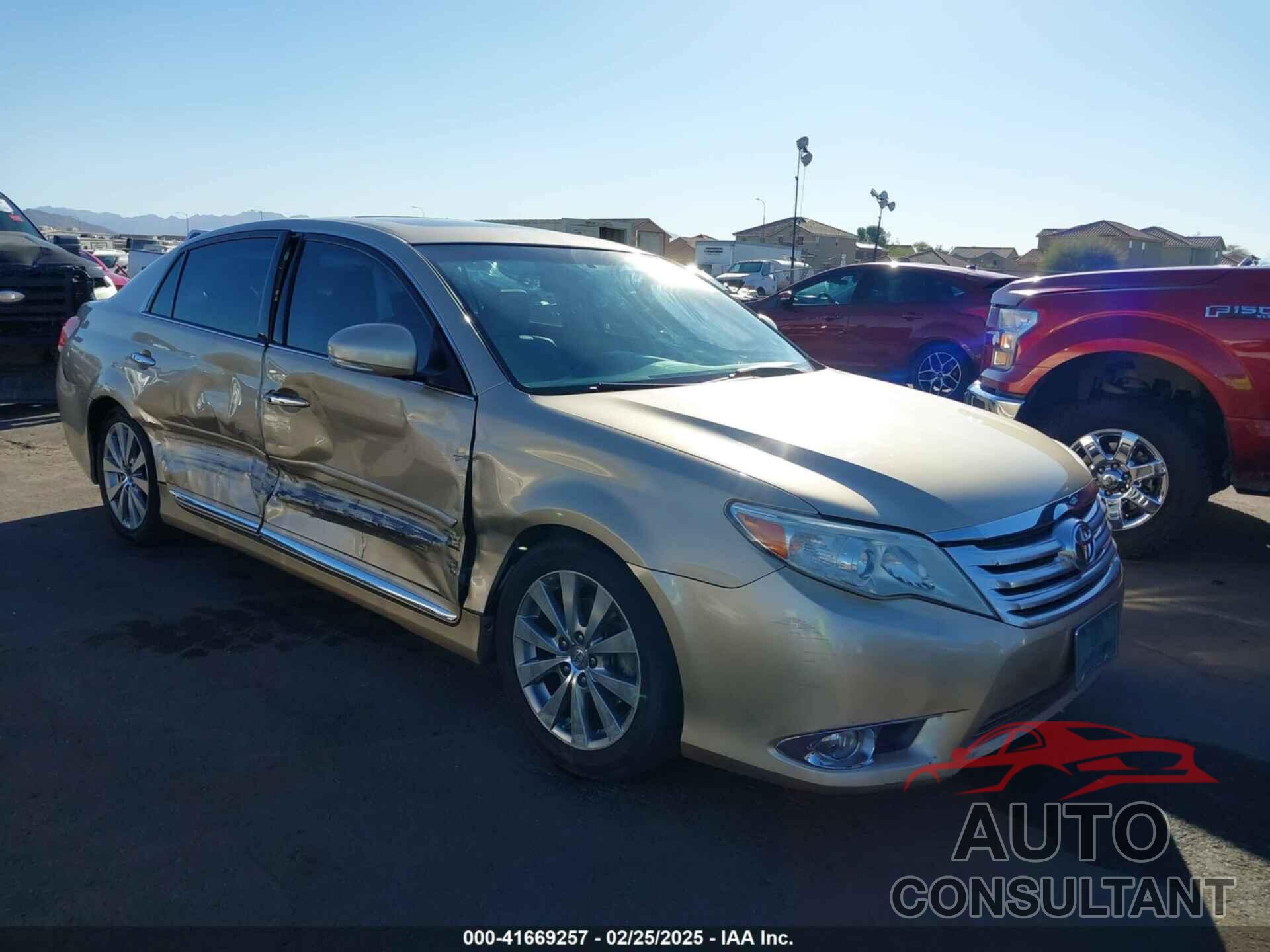 TOYOTA AVALON 2011 - 4T1BK3DB0BU383882