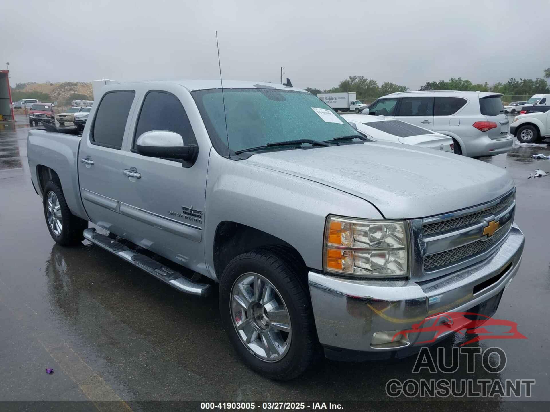 CHEVROLET SILVERADO 1500 2013 - 3GCPCSE06DG302775