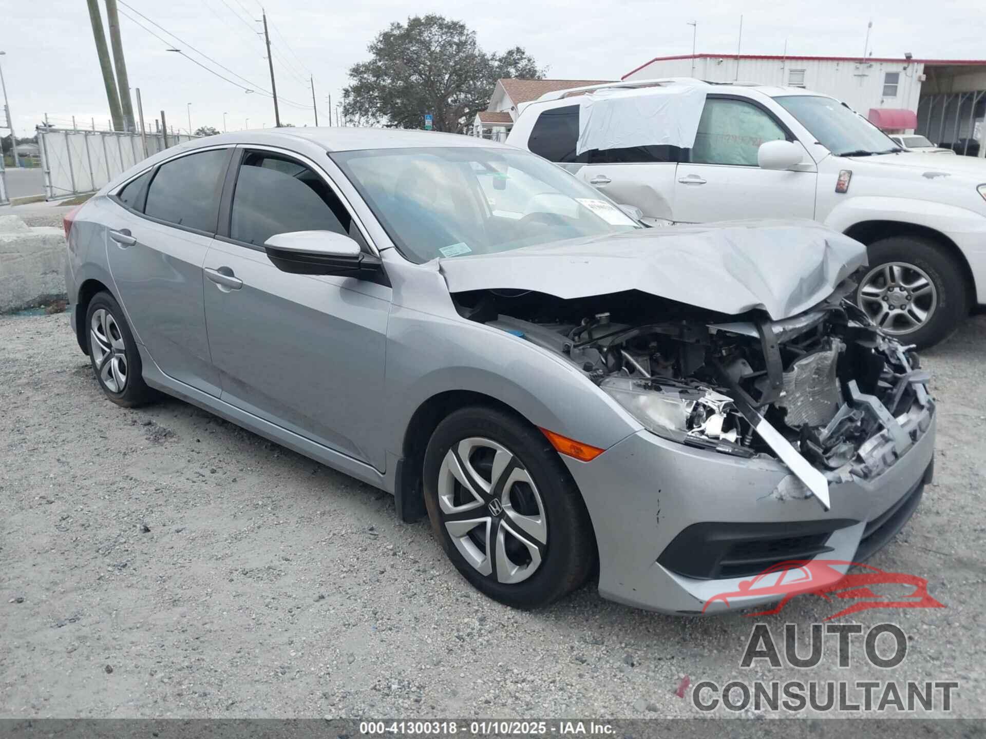 HONDA CIVIC 2018 - 2HGFC2F57JH588722