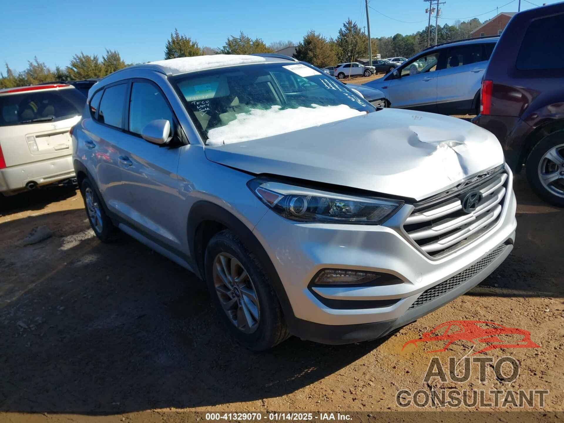 HYUNDAI TUCSON 2018 - KM8J3CA45JU717255