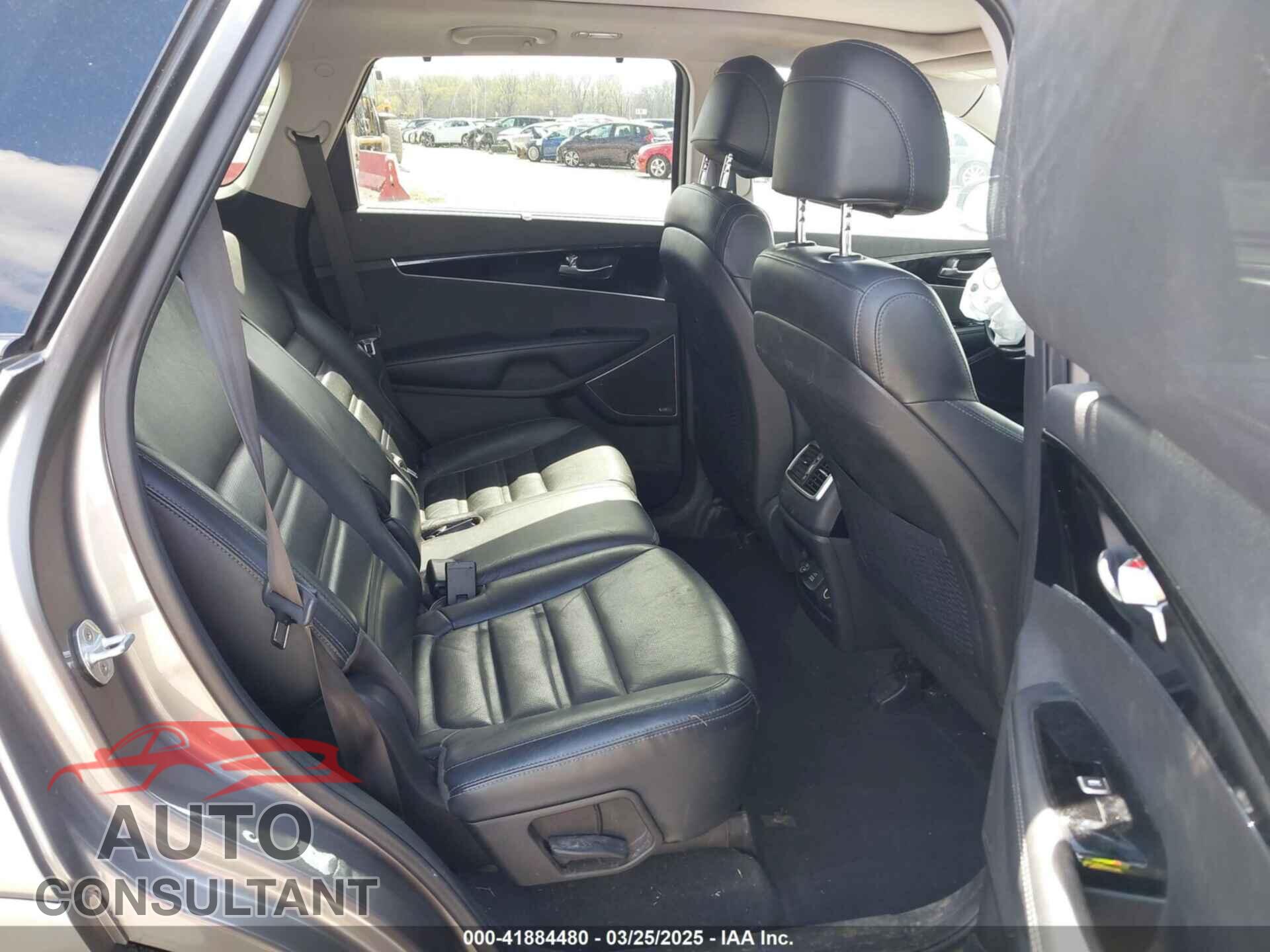 KIA SORENTO 2017 - 5XYPKDA59HG255455