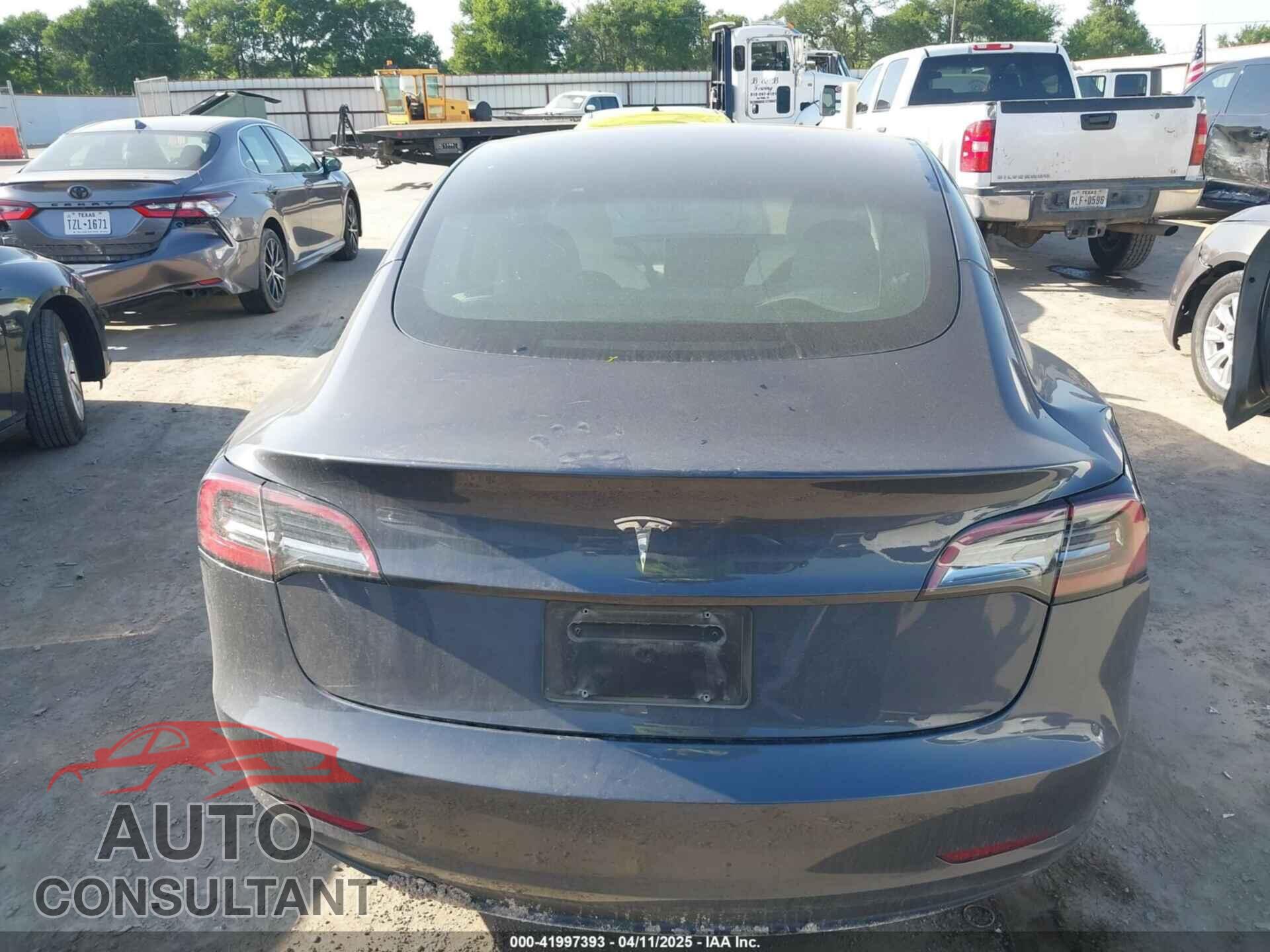 TESLA MODEL 3 2023 - 5YJ3E1EA9PF641908