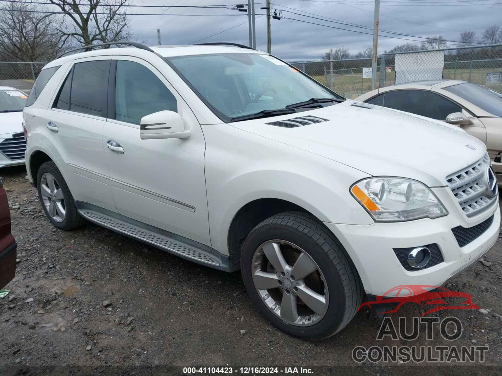 MERCEDES-BENZ ML 350 2011 - 4JGBB5GB2BA681715