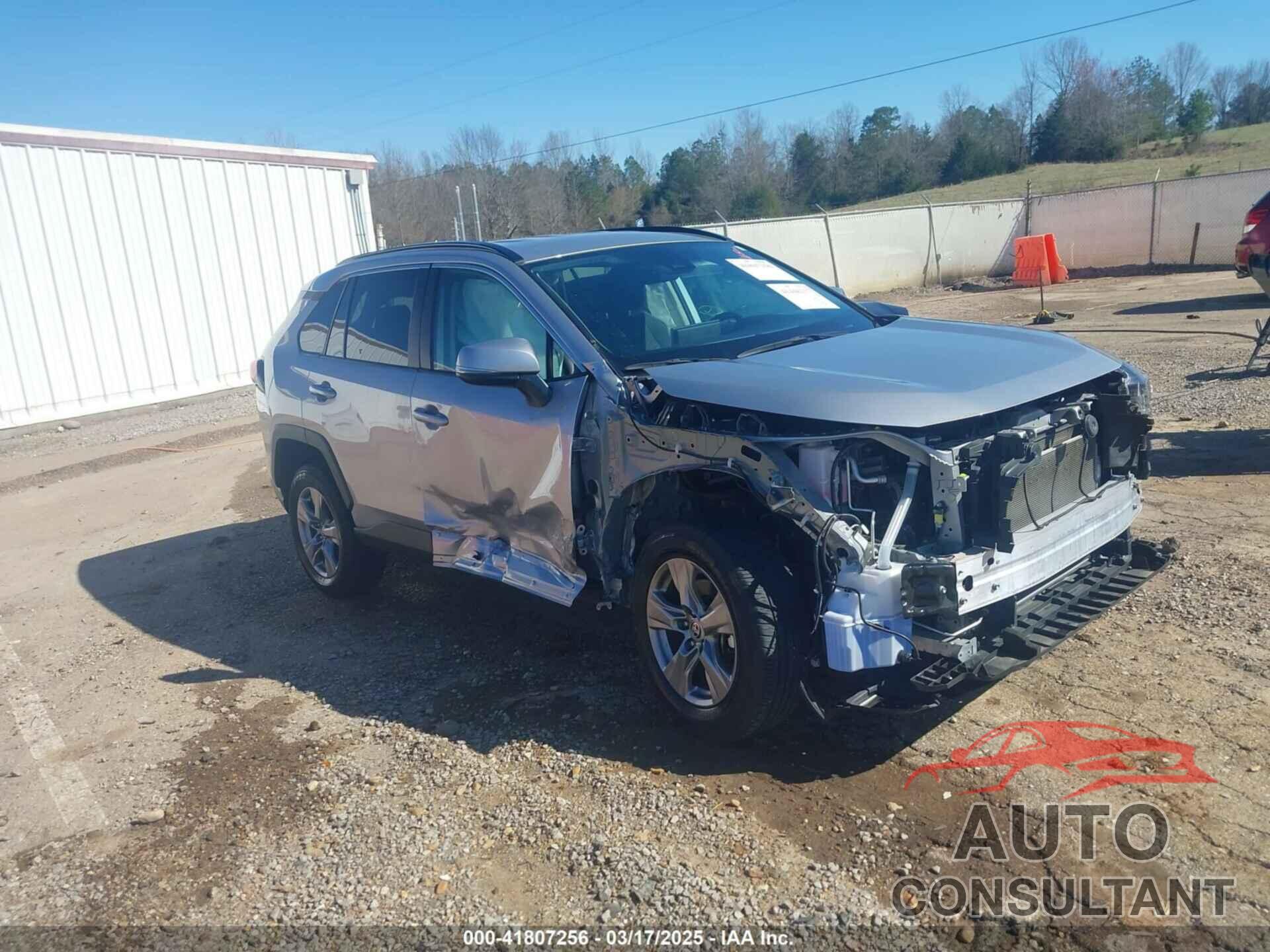TOYOTA RAV4 2023 - 2T3W1RFV1PC251213