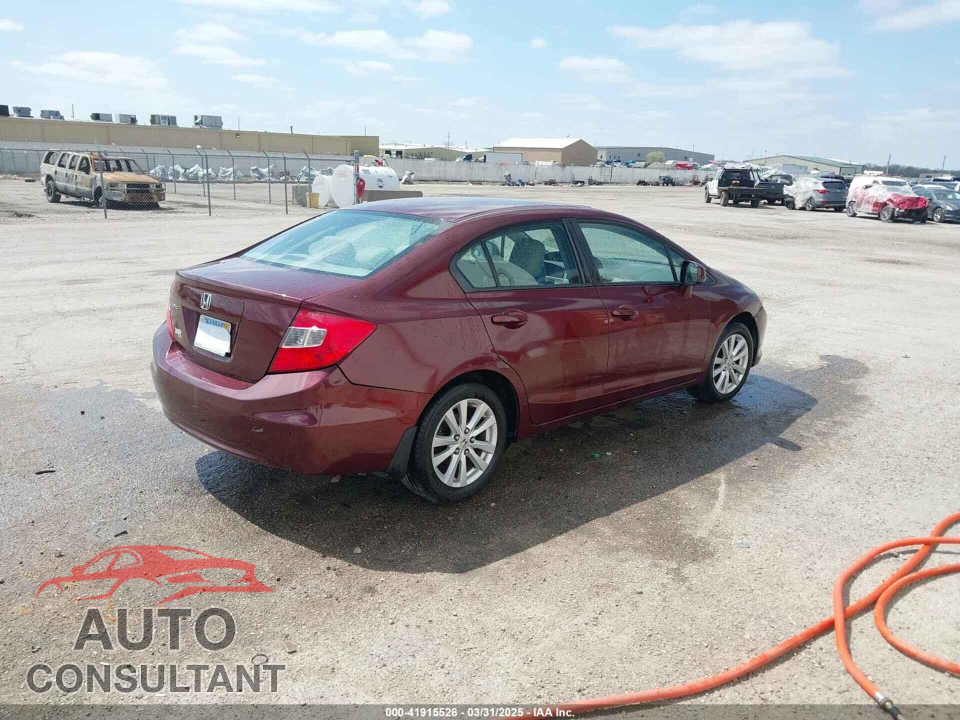 HONDA CIVIC 2012 - 2HGFB2F86CH606269