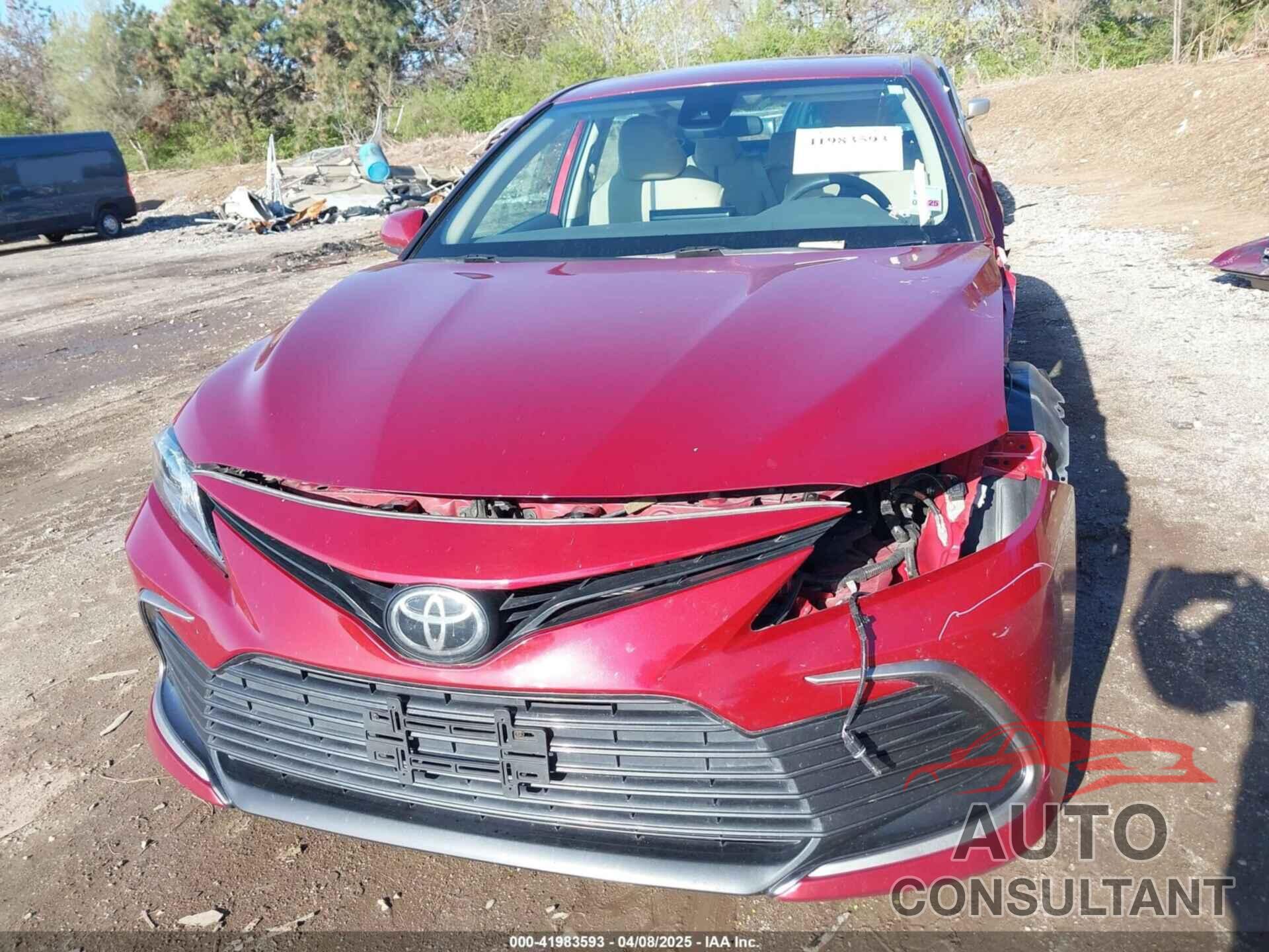 TOYOTA CAMRY 2021 - 4T1C11AK3MU443057