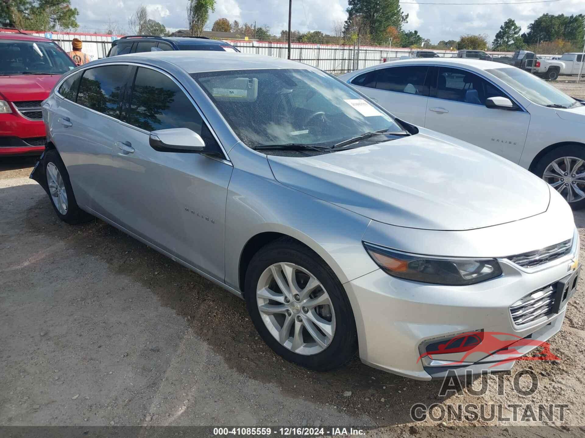 CHEVROLET MALIBU 2018 - 1G1ZD5ST0JF250765