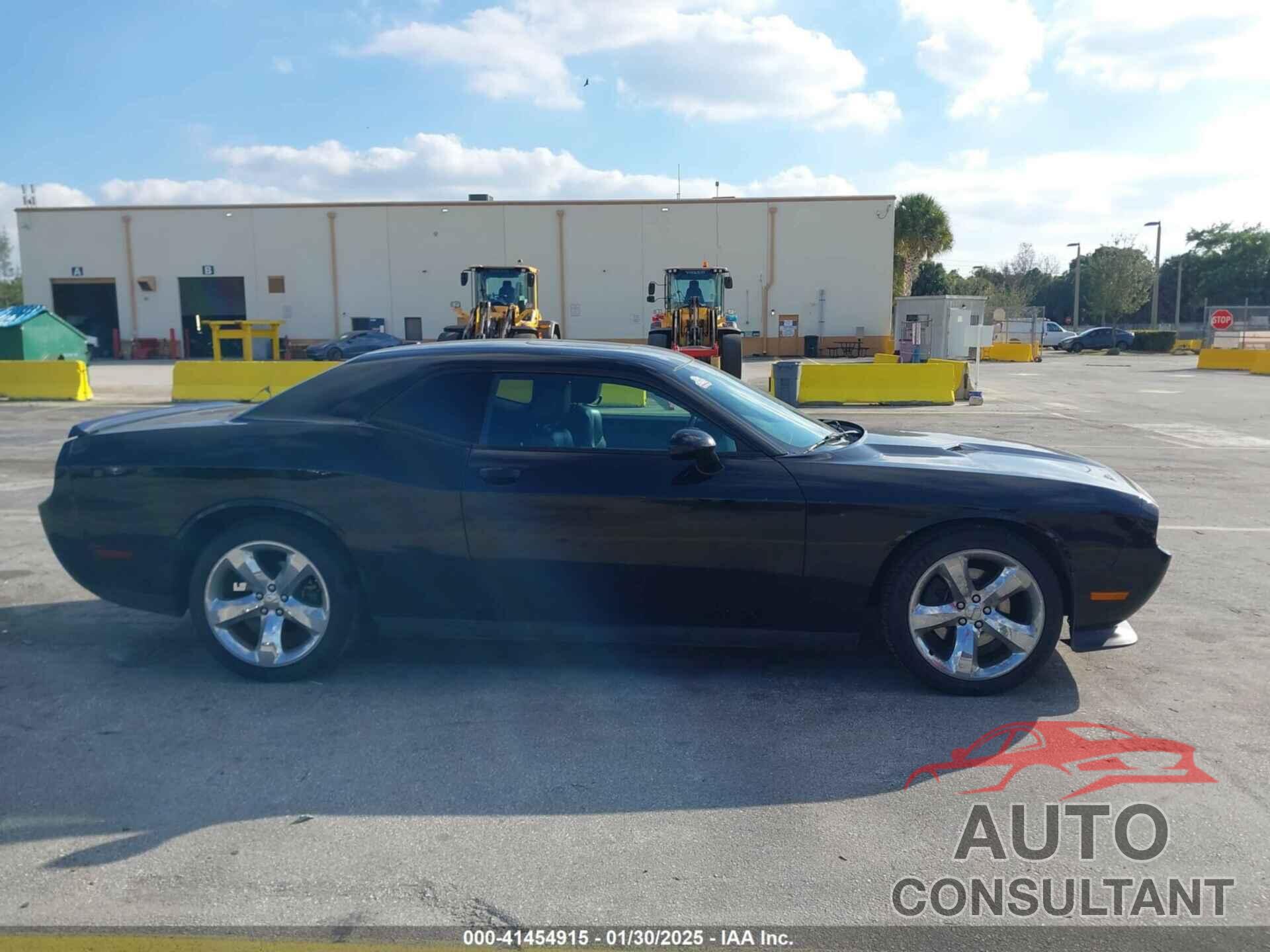 DODGE CHALLENGER 2013 - 2C3CDYBT8DH500842