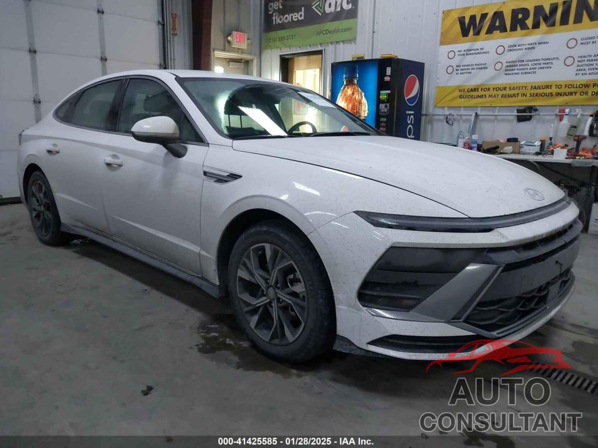 HYUNDAI SONATA 2024 - KMHL64JA2RA413504
