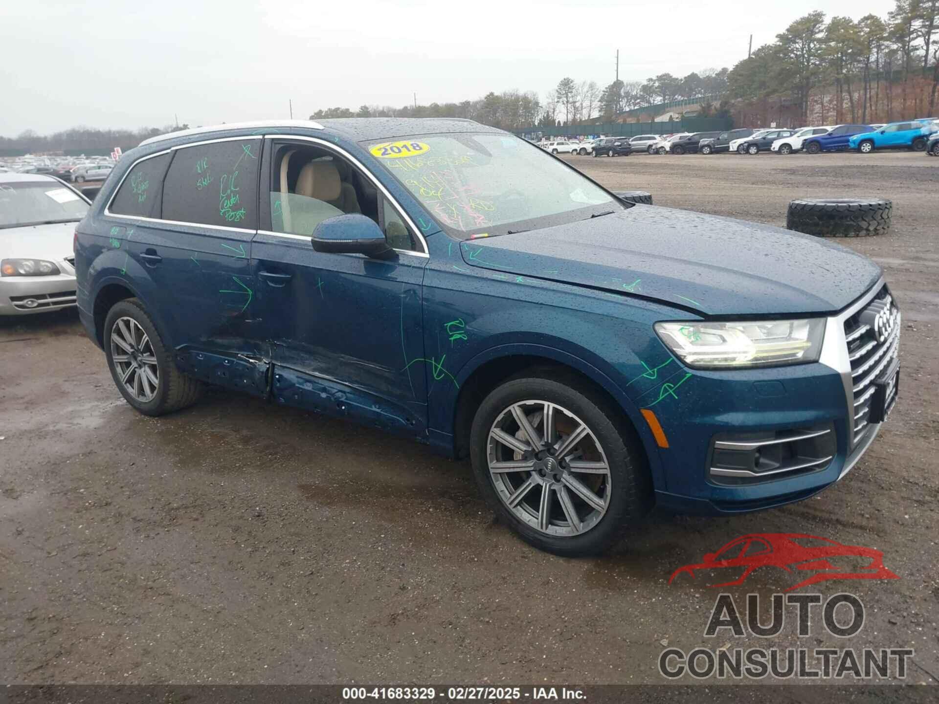 AUDI Q7 2018 - WA1LAAF77JD026085