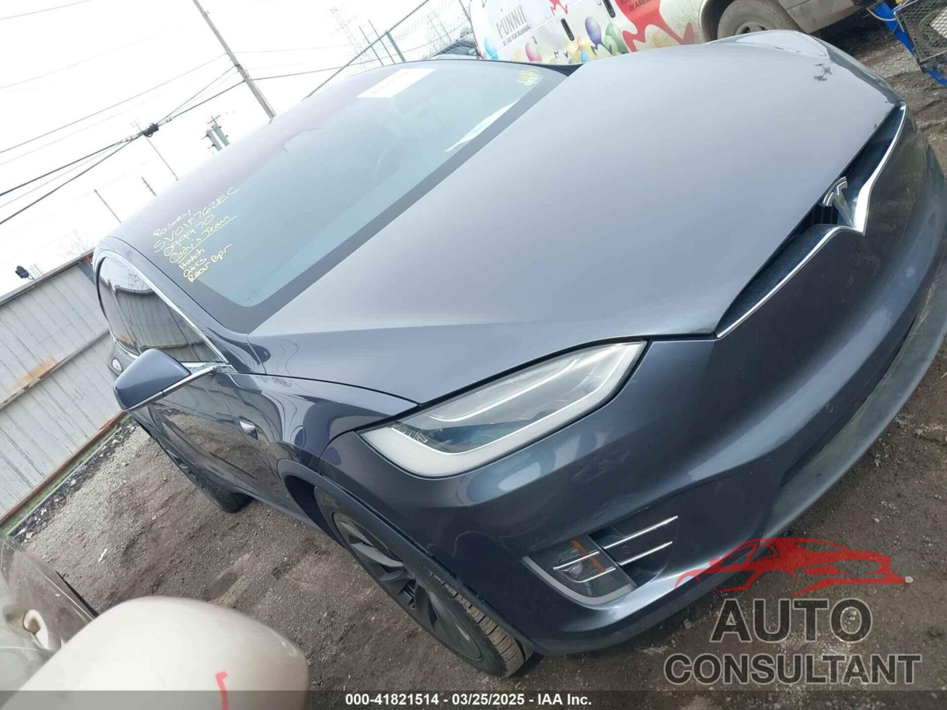 TESLA MODEL X 2018 - 5YJXCBE22JF099970