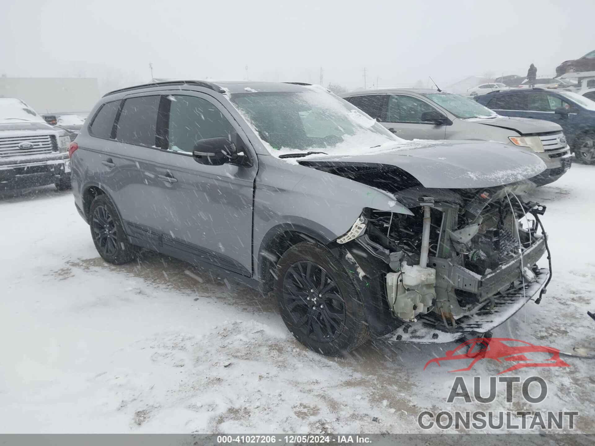 MITSUBISHI OUTLANDER 2018 - JA4AZ3A31JZ021760