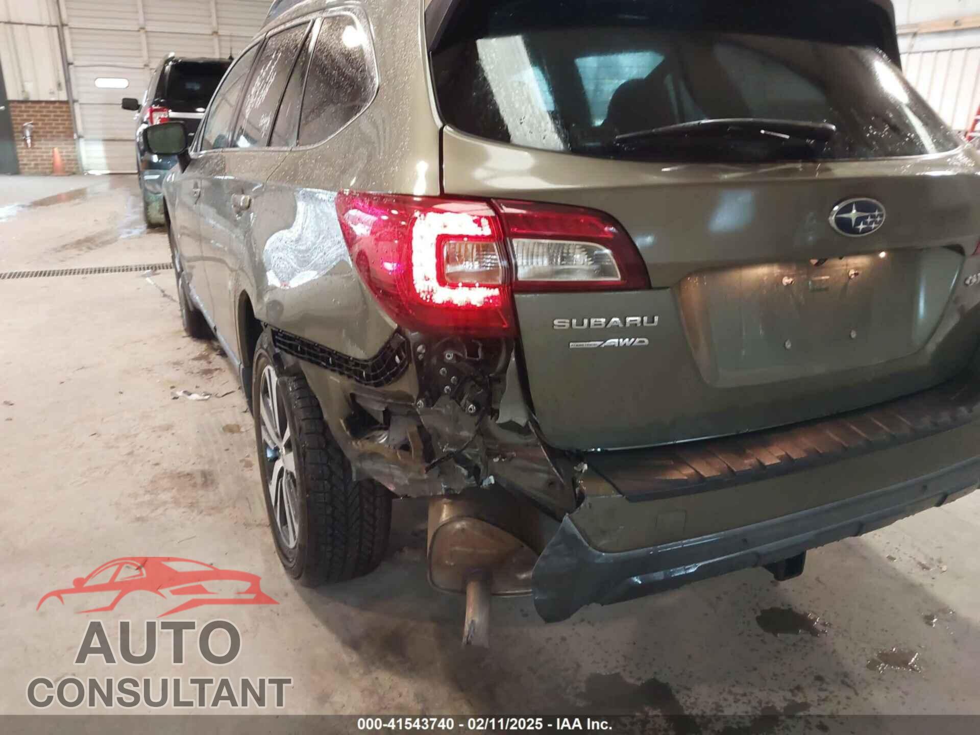 SUBARU OUTBACK 2018 - 4S4BSANC3J3261663