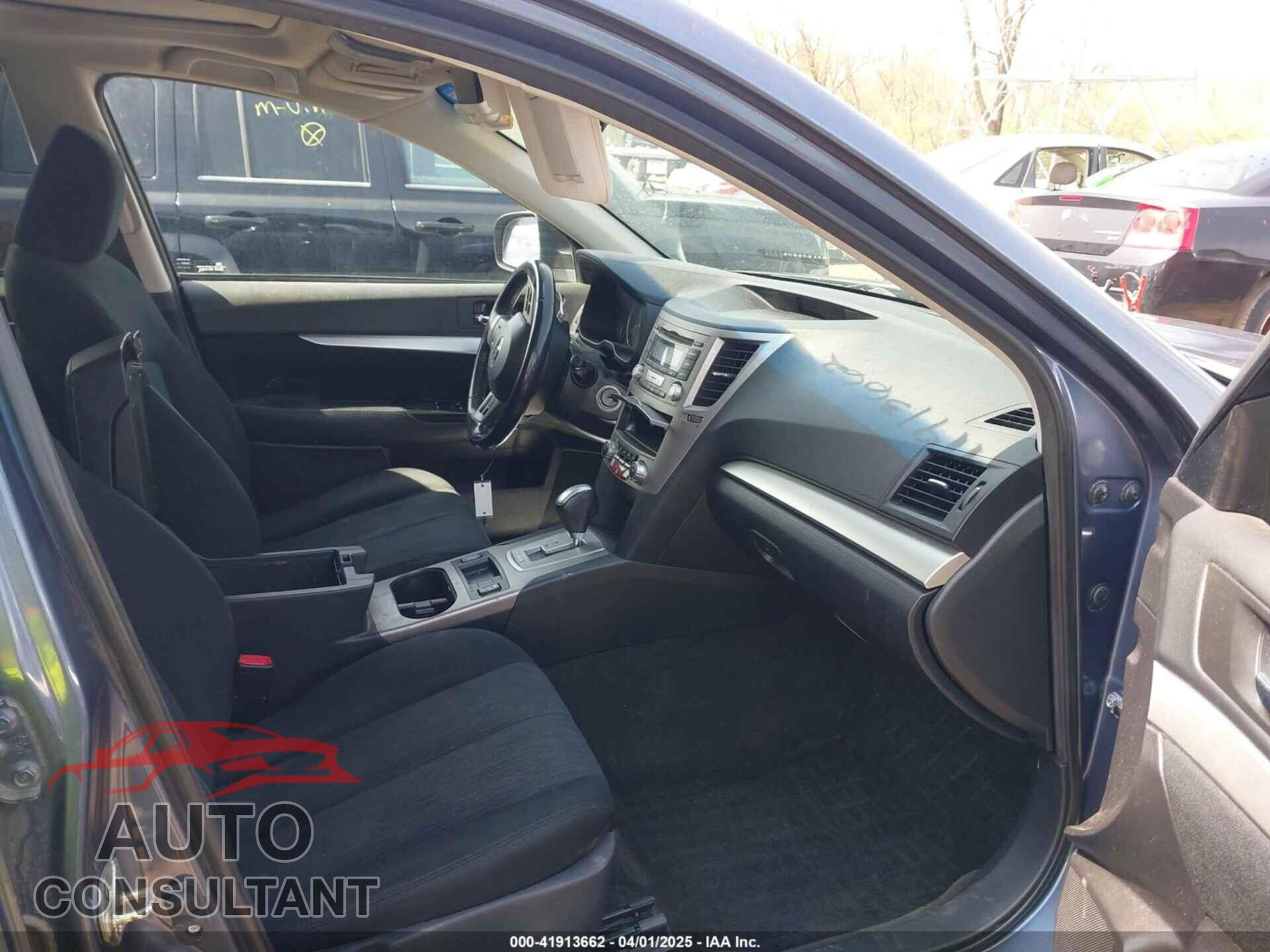 SUBARU OUTBACK 2013 - 4S4BRBGC2D3316834