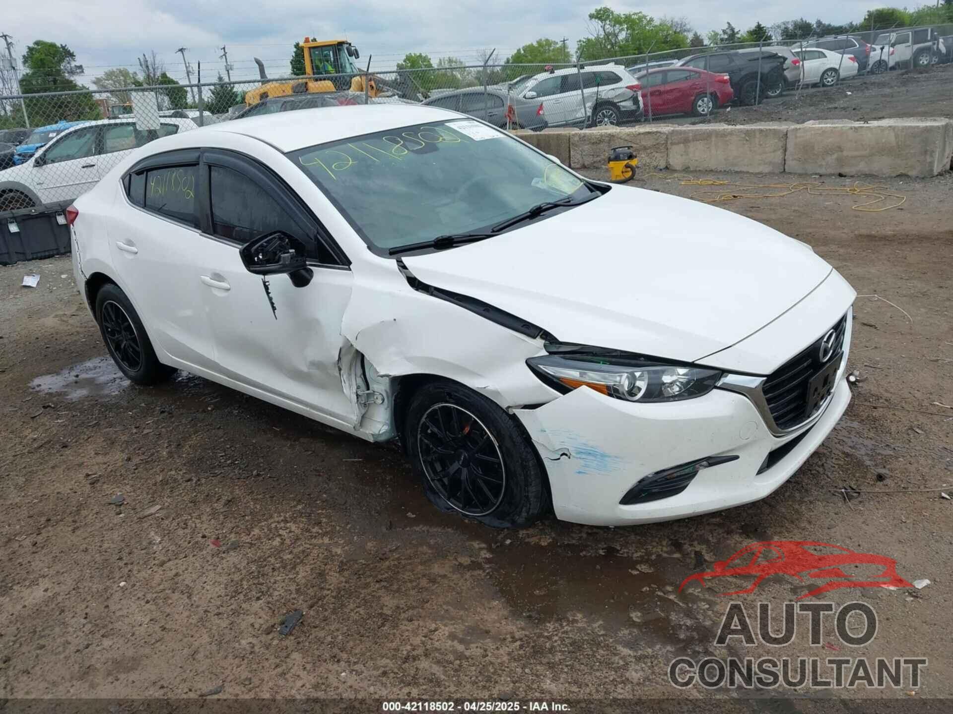 MAZDA MAZDA3 2018 - 3MZBN1U70JM187369