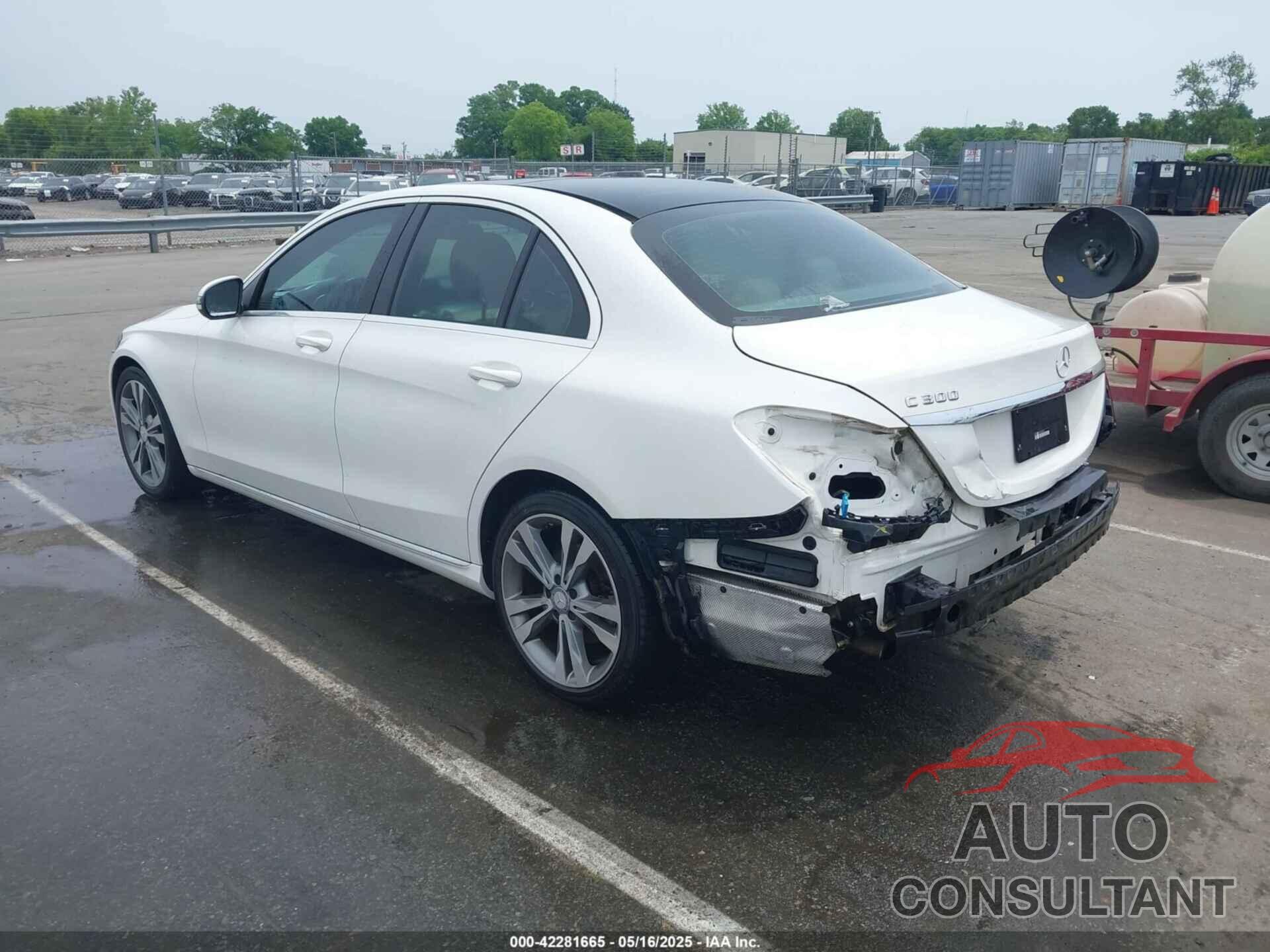 MERCEDES-BENZ C 300 2016 - 55SWF4JB8GU096616